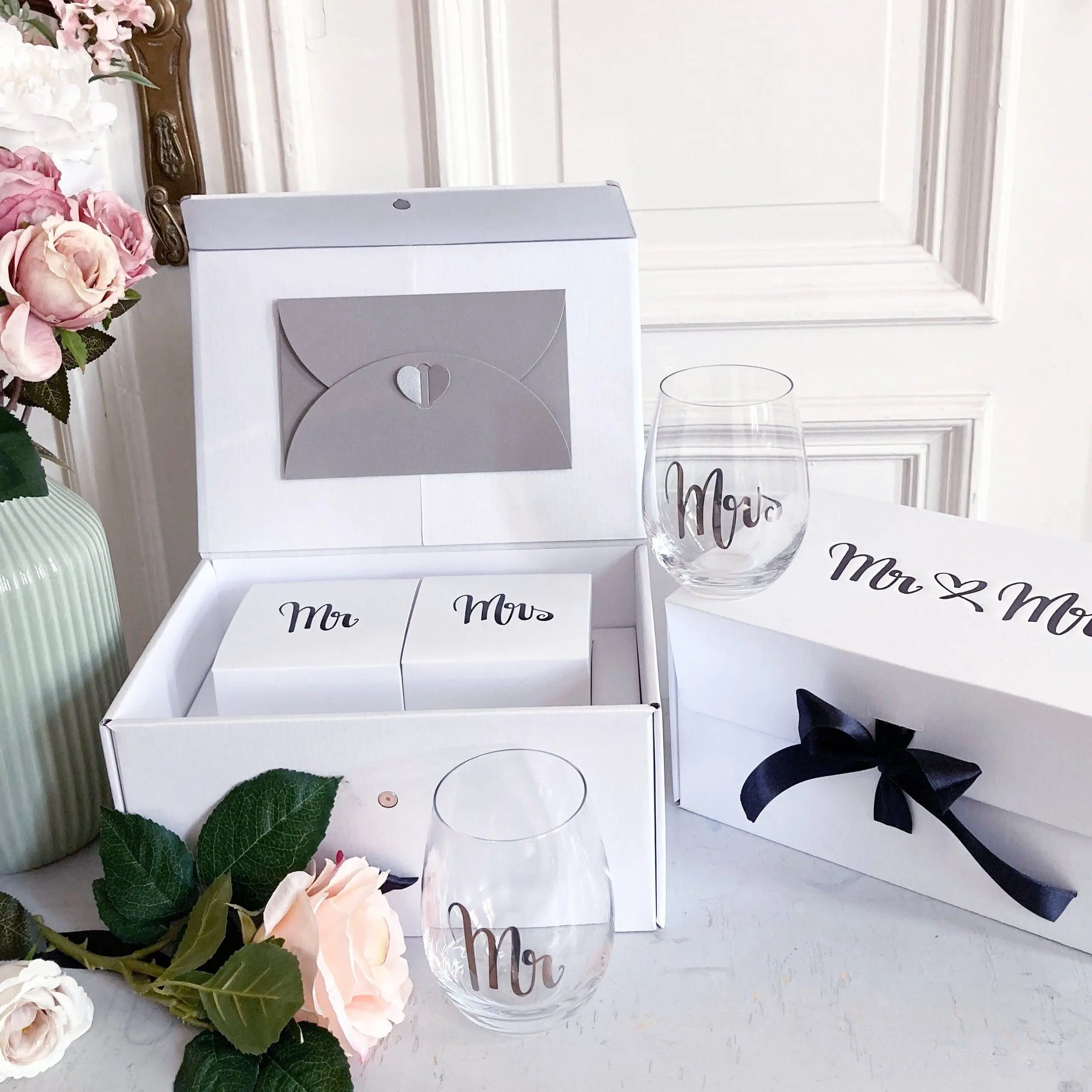 "Corazones Felices" La Caja de Regalo de Boda