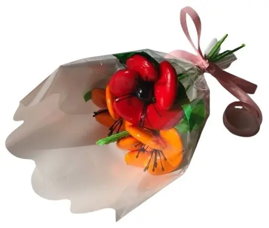 Mini bouquet of 3 Warhol roses in chocolate dragees