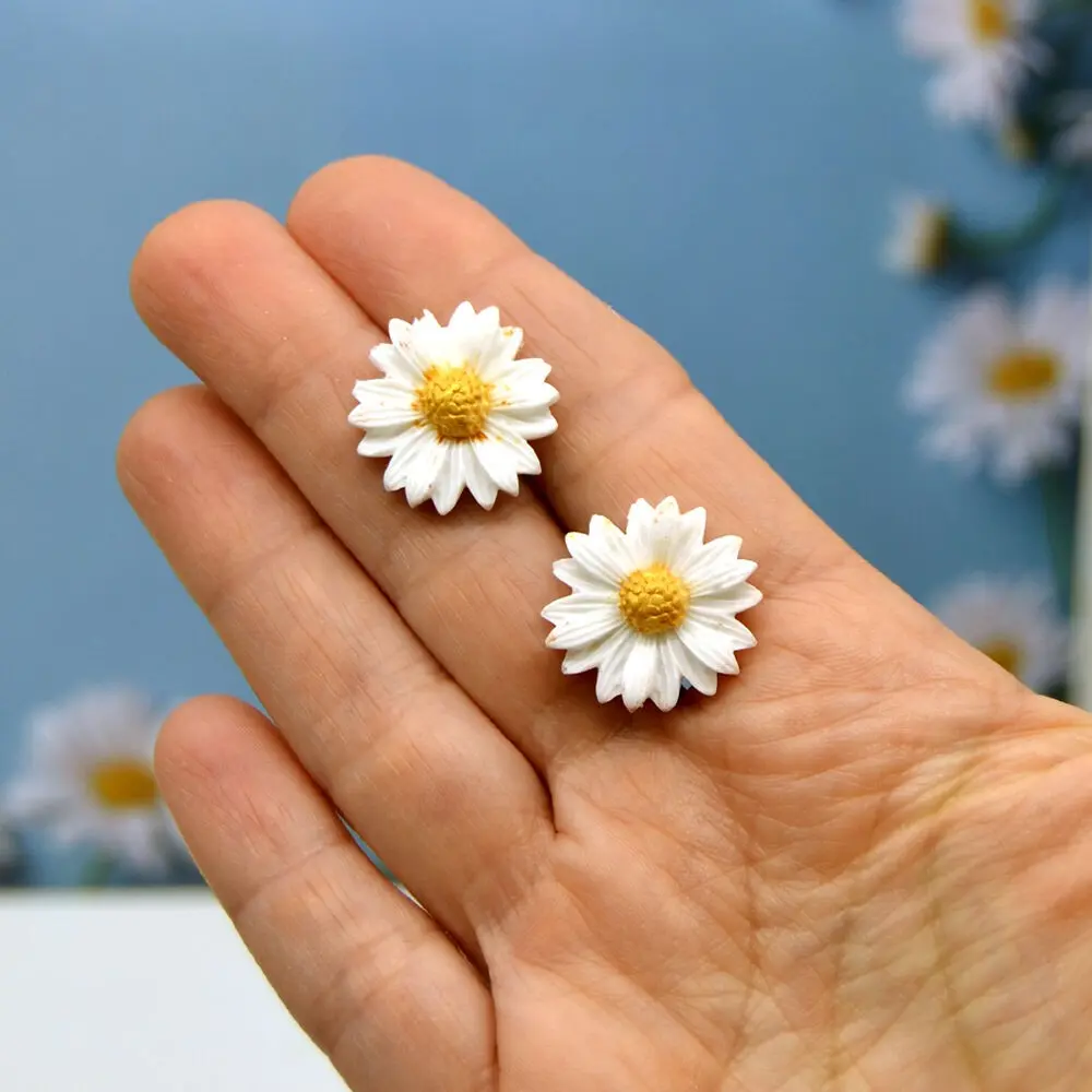 White Daisy Resin Earrings - Handmade Floral Jewelry for Women