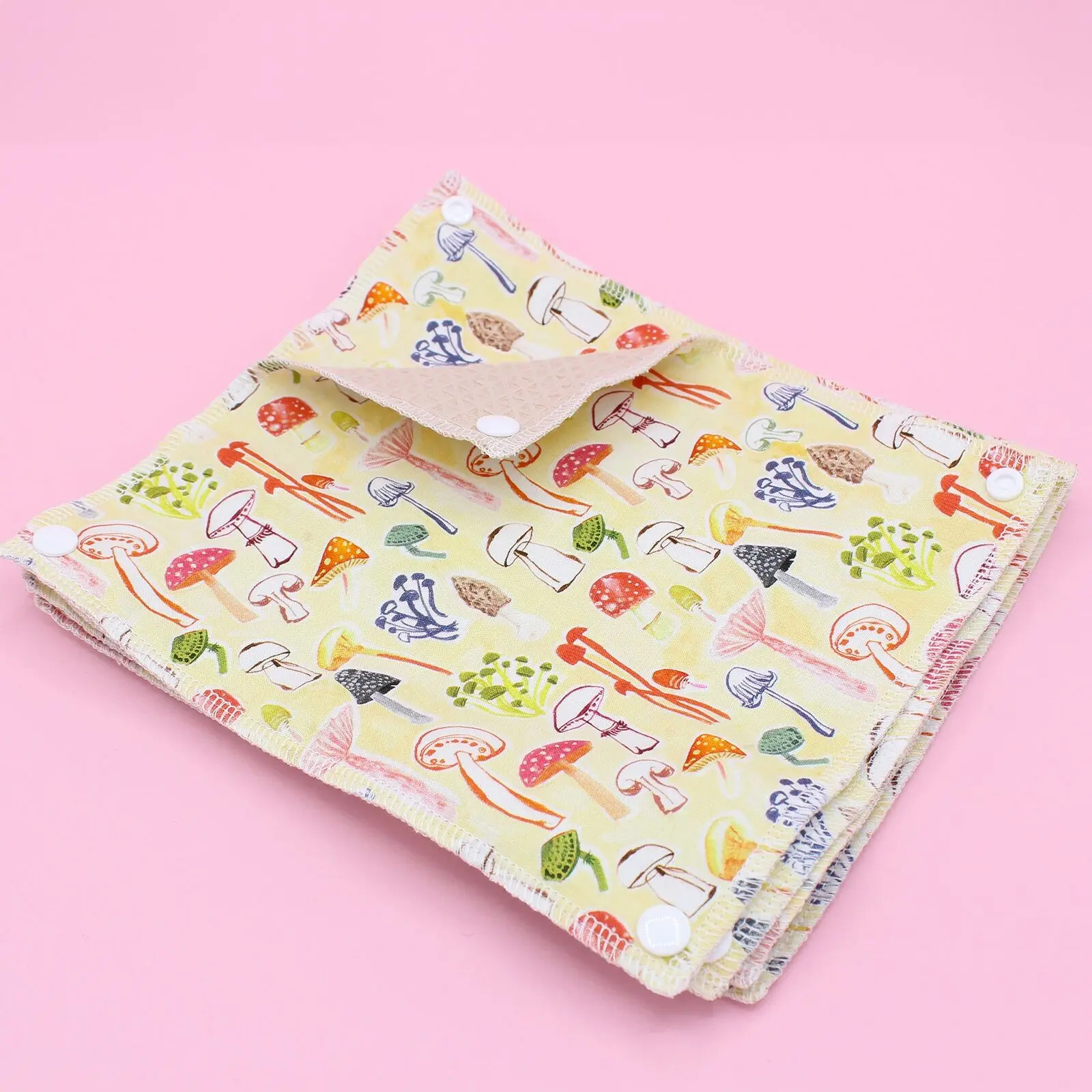 5 feuilles essuie-tout - Champignons