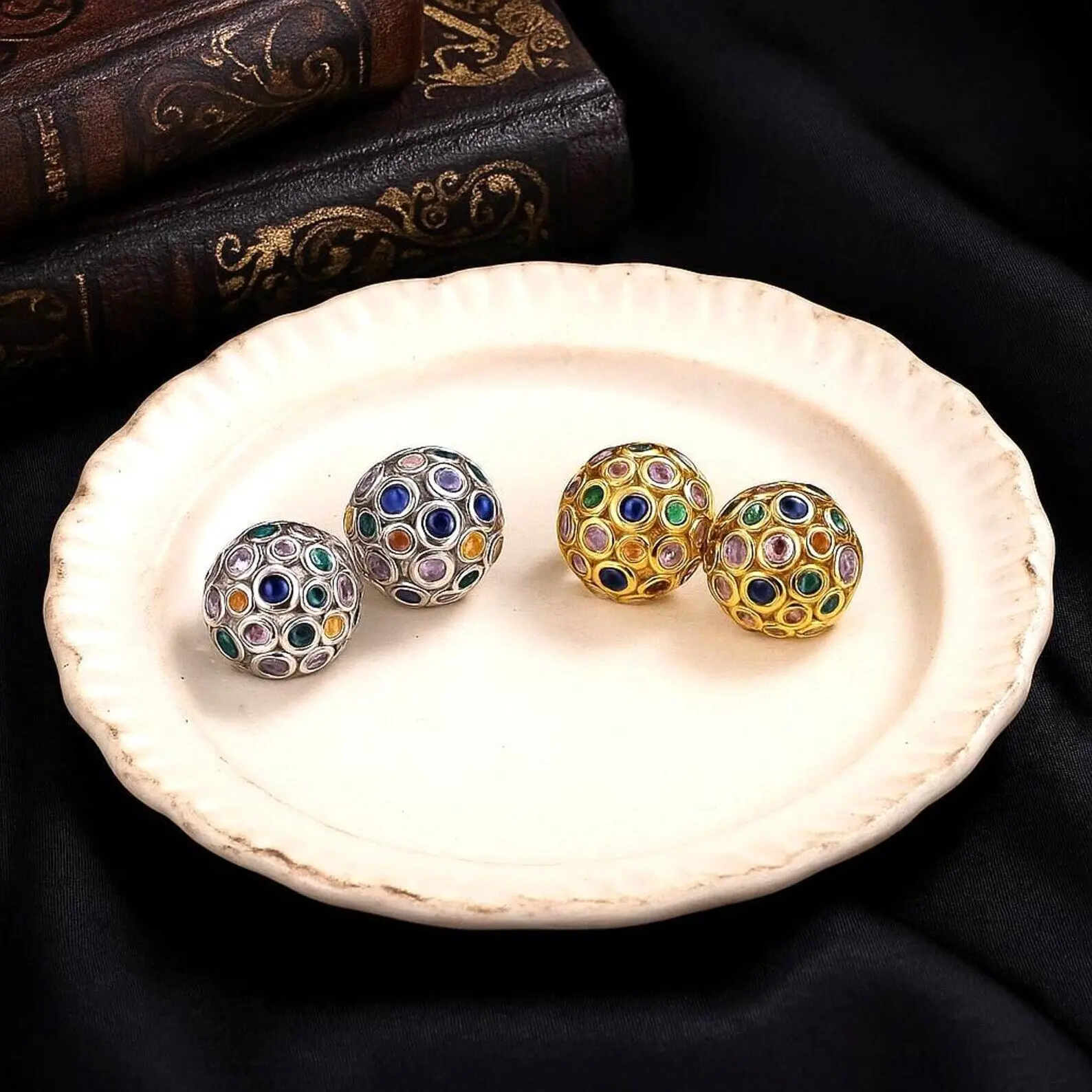 Baroque earrings