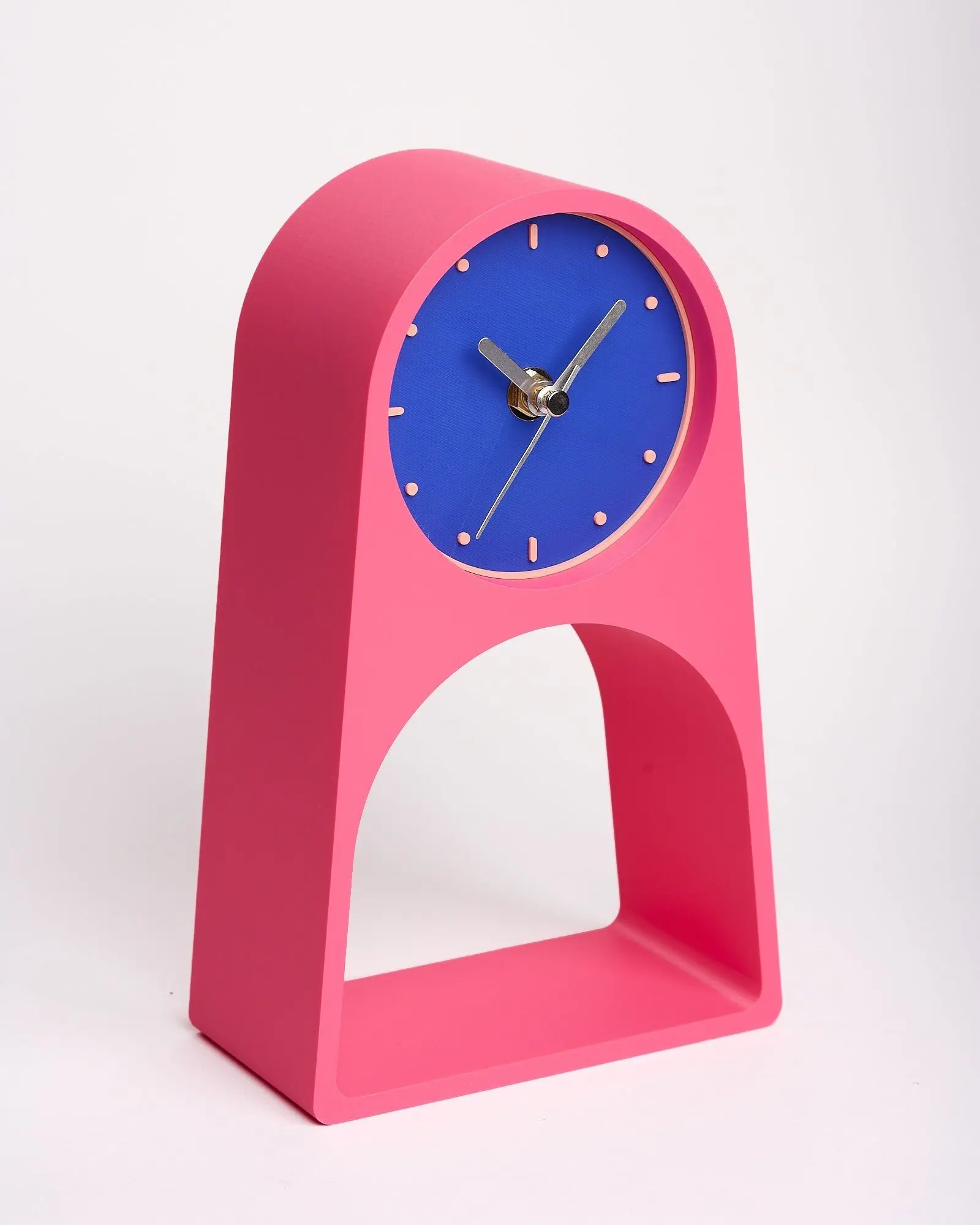 LEIF table clock - "POPPY"