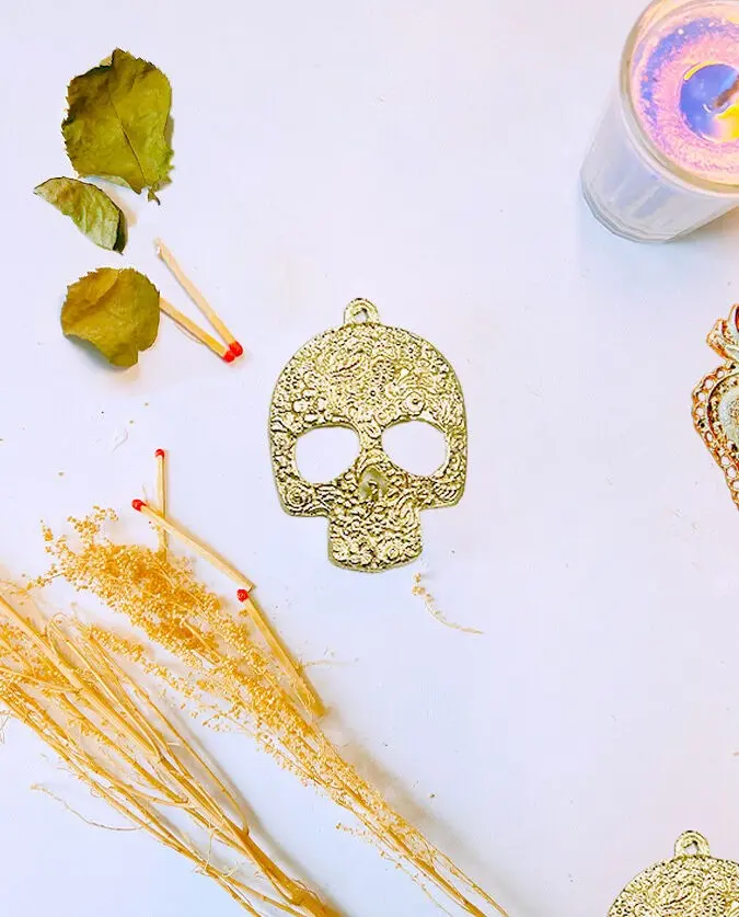 Milagro Calavera Doré