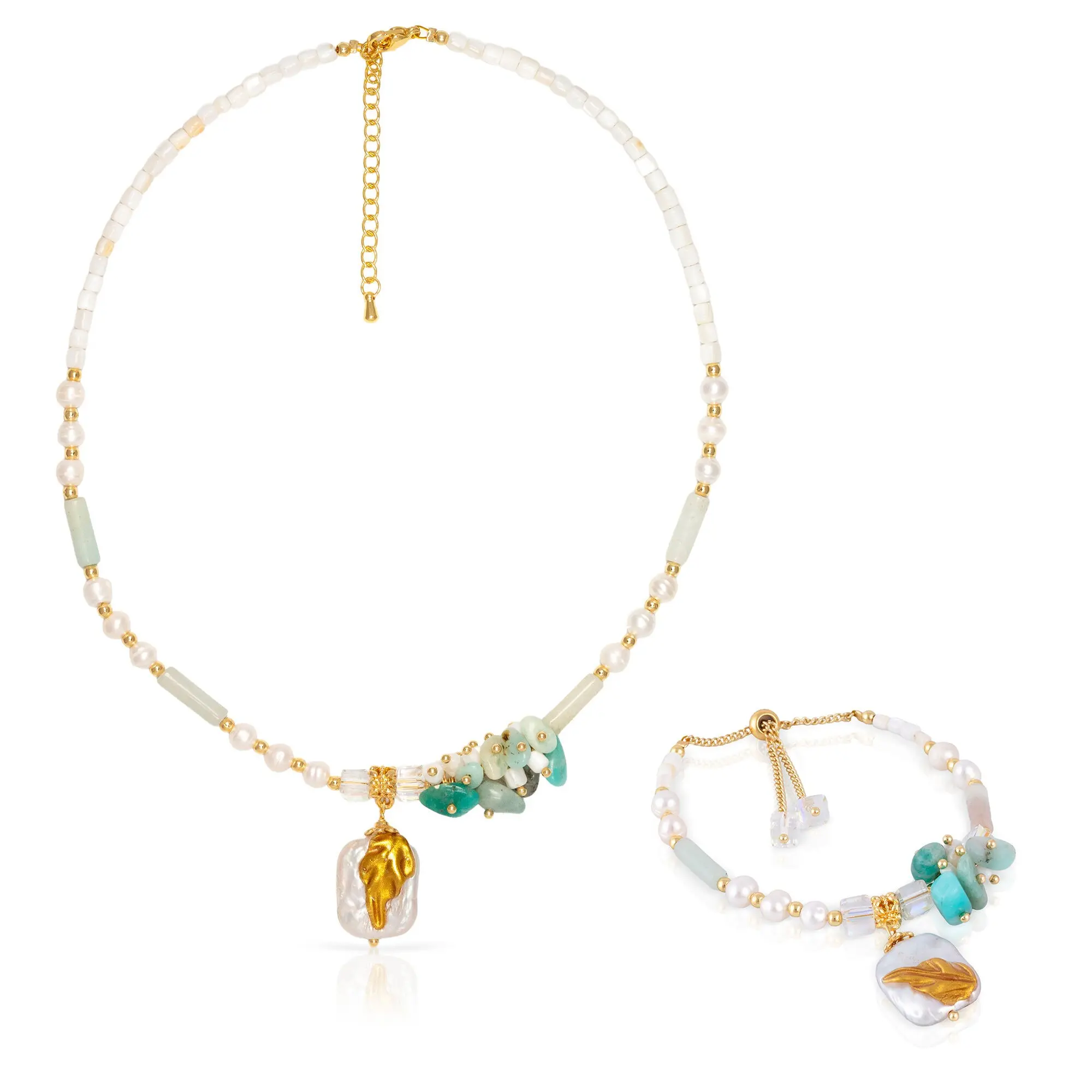 Ensemble bracelet et collier assortis avec pendentif carré peint, pierre aigue-marine, coquillages, lapis-lazuli et perles naturelles. Couleur : Multicolore