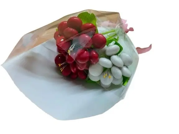 Mini bouquet of 3 red and white peonies