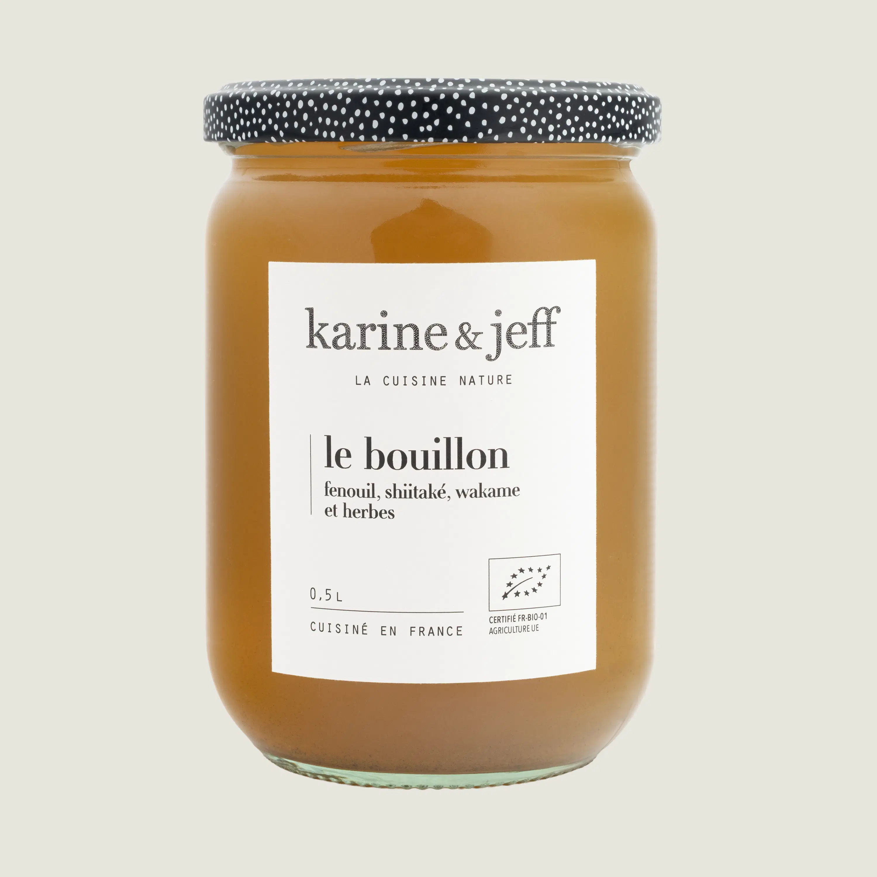 Broth with fennel, shiitake mushrooms, wakame seaweed and herbs - 0.50L