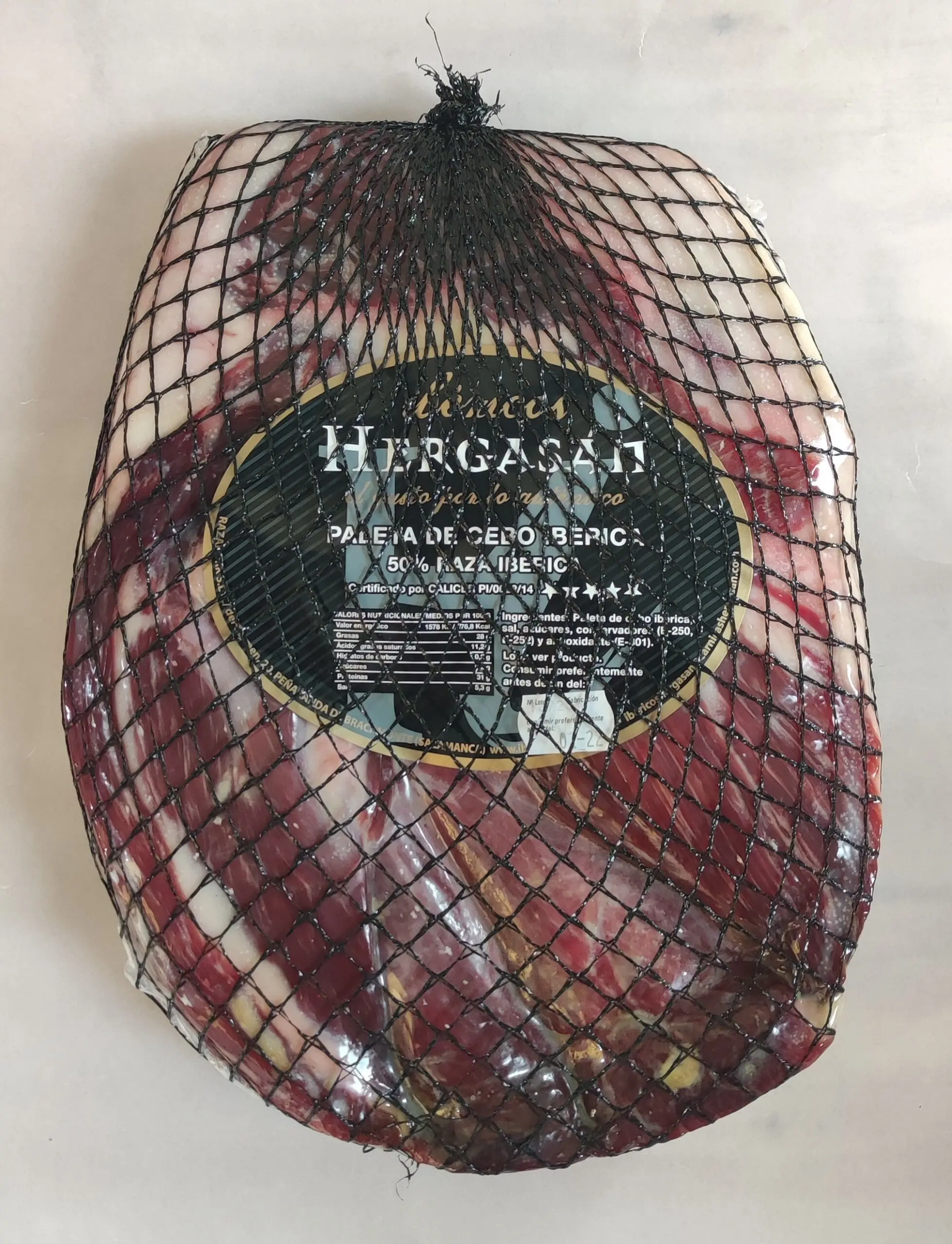 ÉPAULE DE CEBO DE CHAMP IBÉRIEN 50% RACE IBÉRIENNE (2.5-3 KG)