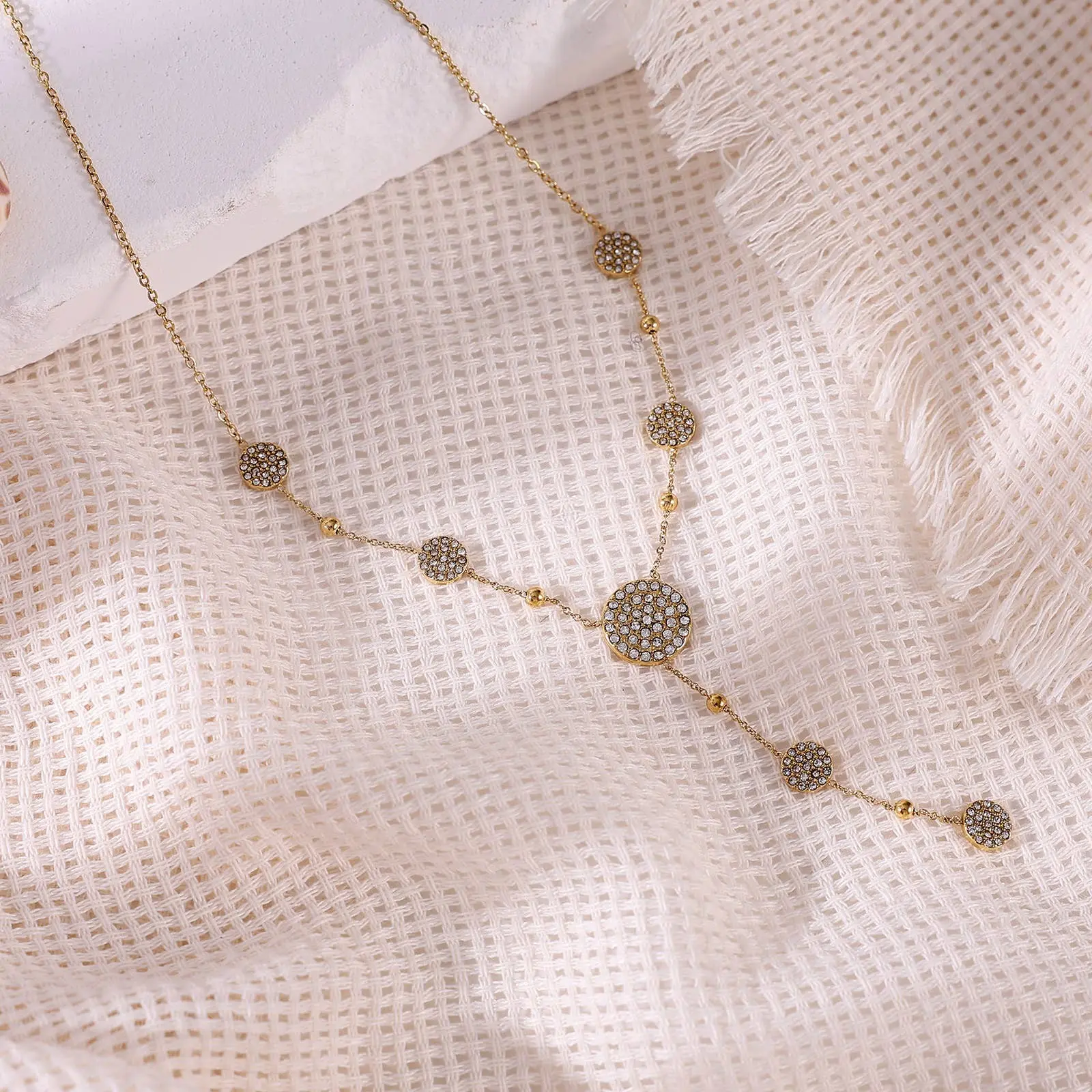 Debby Necklace