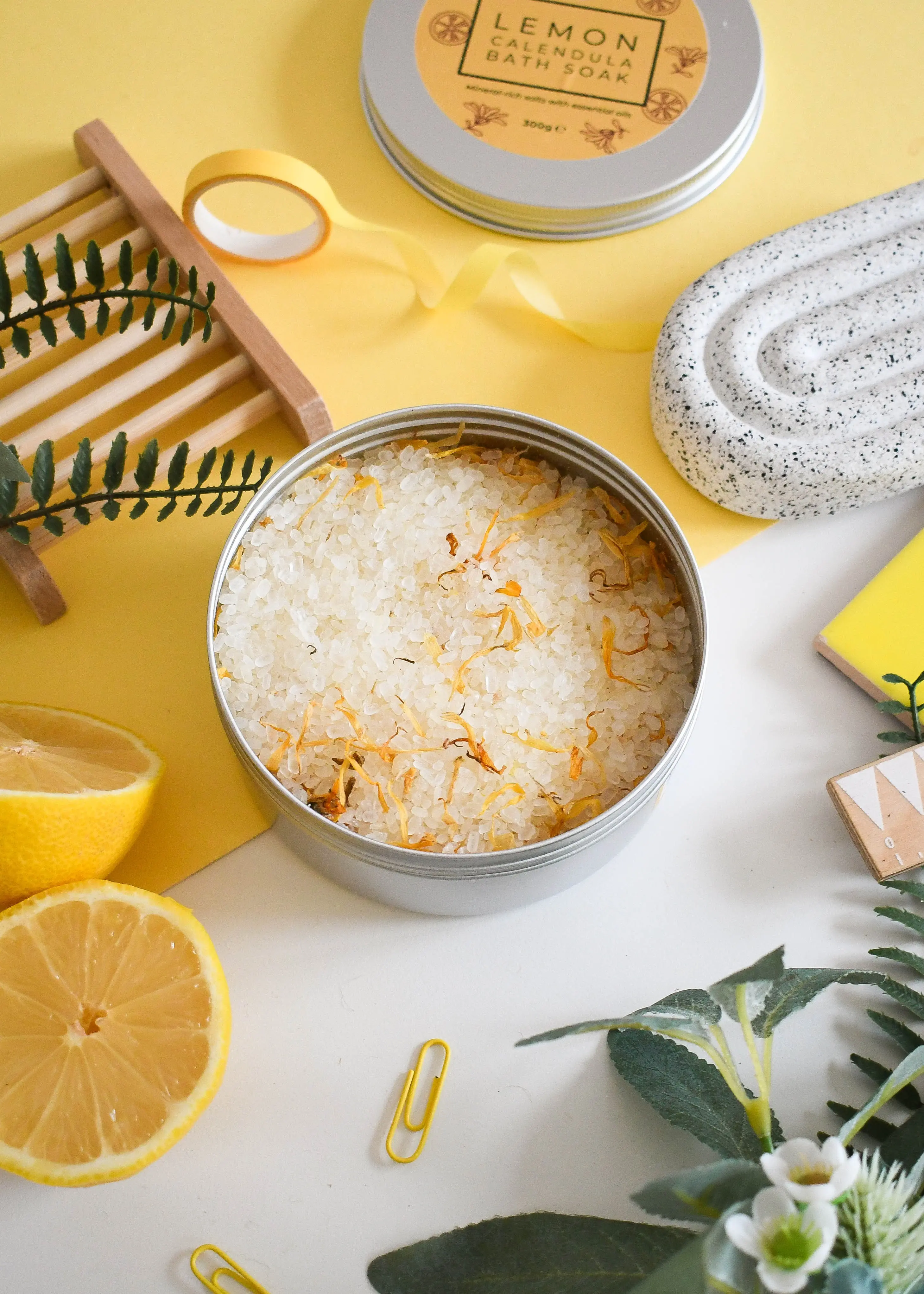 Botanical Bath Soak Tin – Natural Mineral Bath Salts – Lemon Calendula