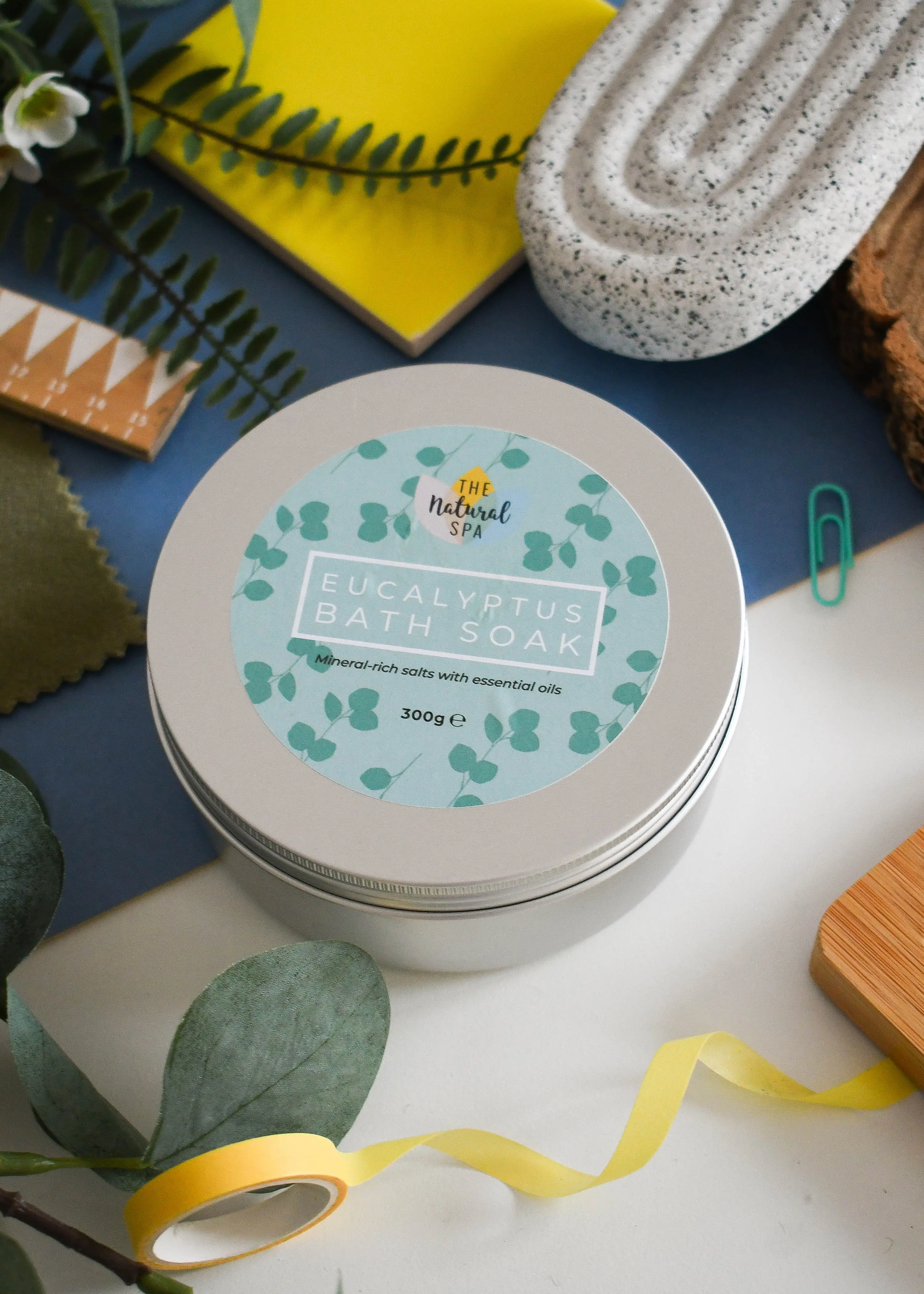 Botanical Bath Soak Tin – Natural Mineral Bath Salts – Eucalyptus