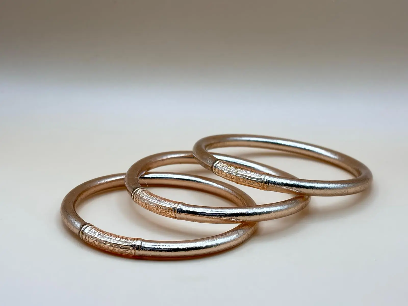 Buddhist Bangle The iconic 5 mm Champagne