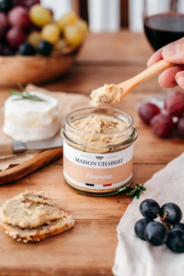 Hummus - Appetizer Specialty - Chickpea Spread - Ideal for appetizers & platters - 90g