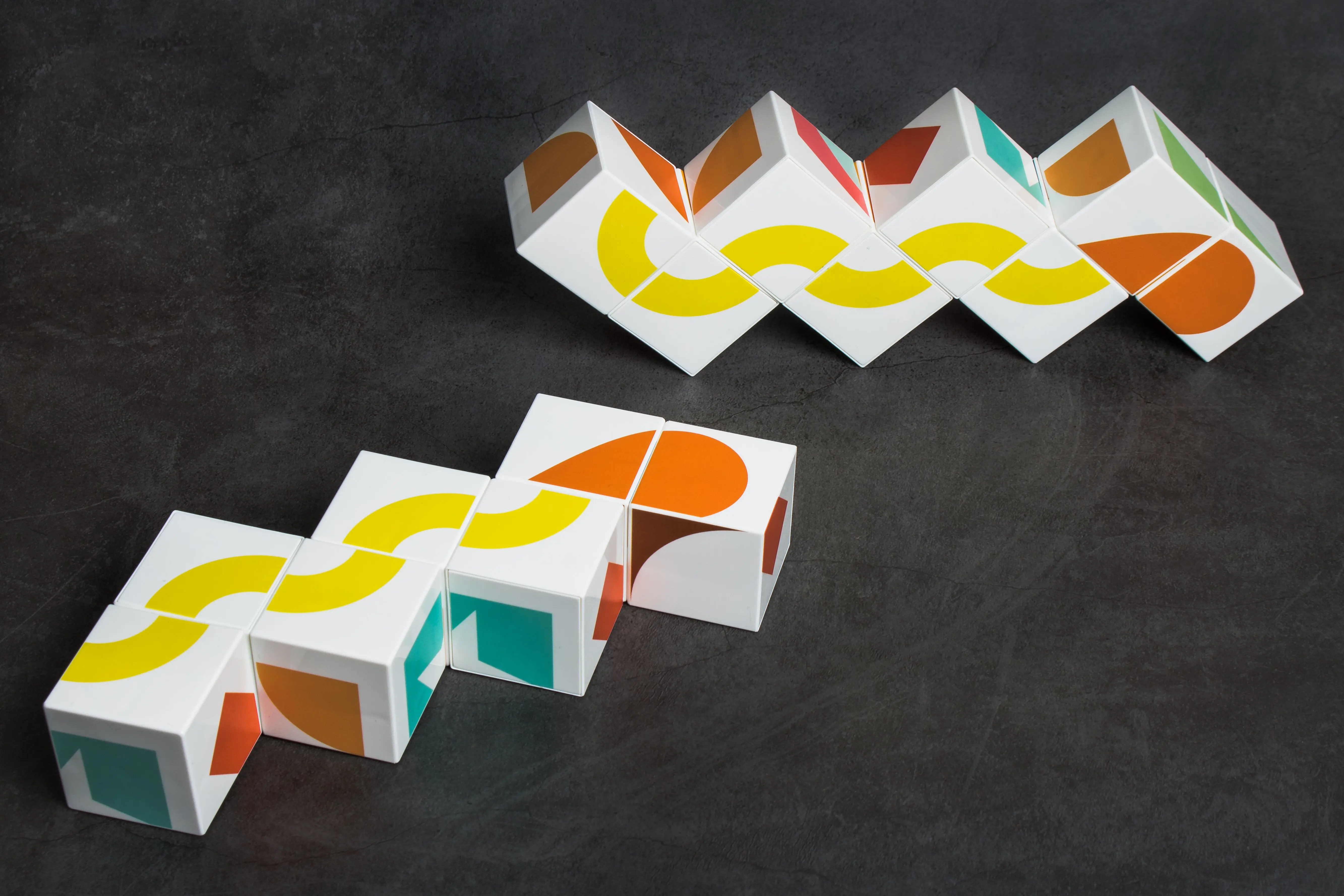 Magnetic cubes with shapes
