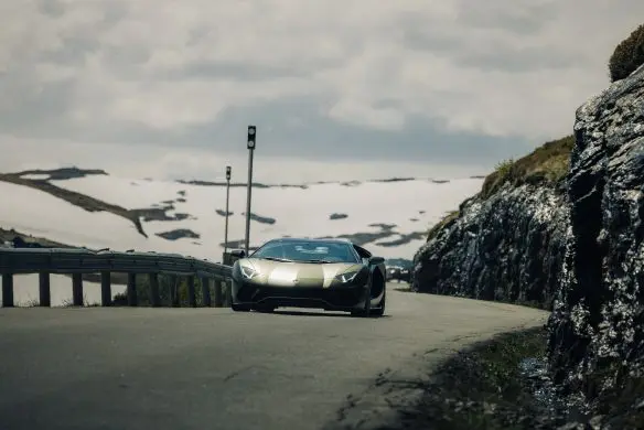 Grenzenlos. Supercar Touren in Norwegen (Deutsch)