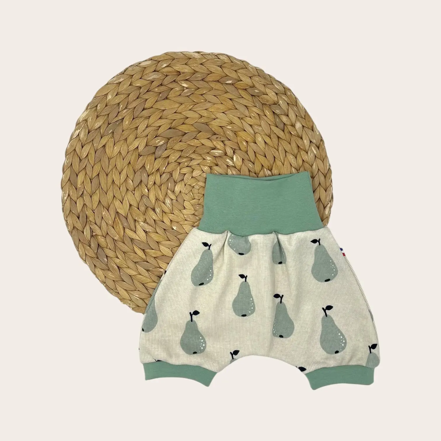 Verstellbare Babyshorts – Erika | 2 Größen für Kinder von 6 Monaten bis 5 Jahren