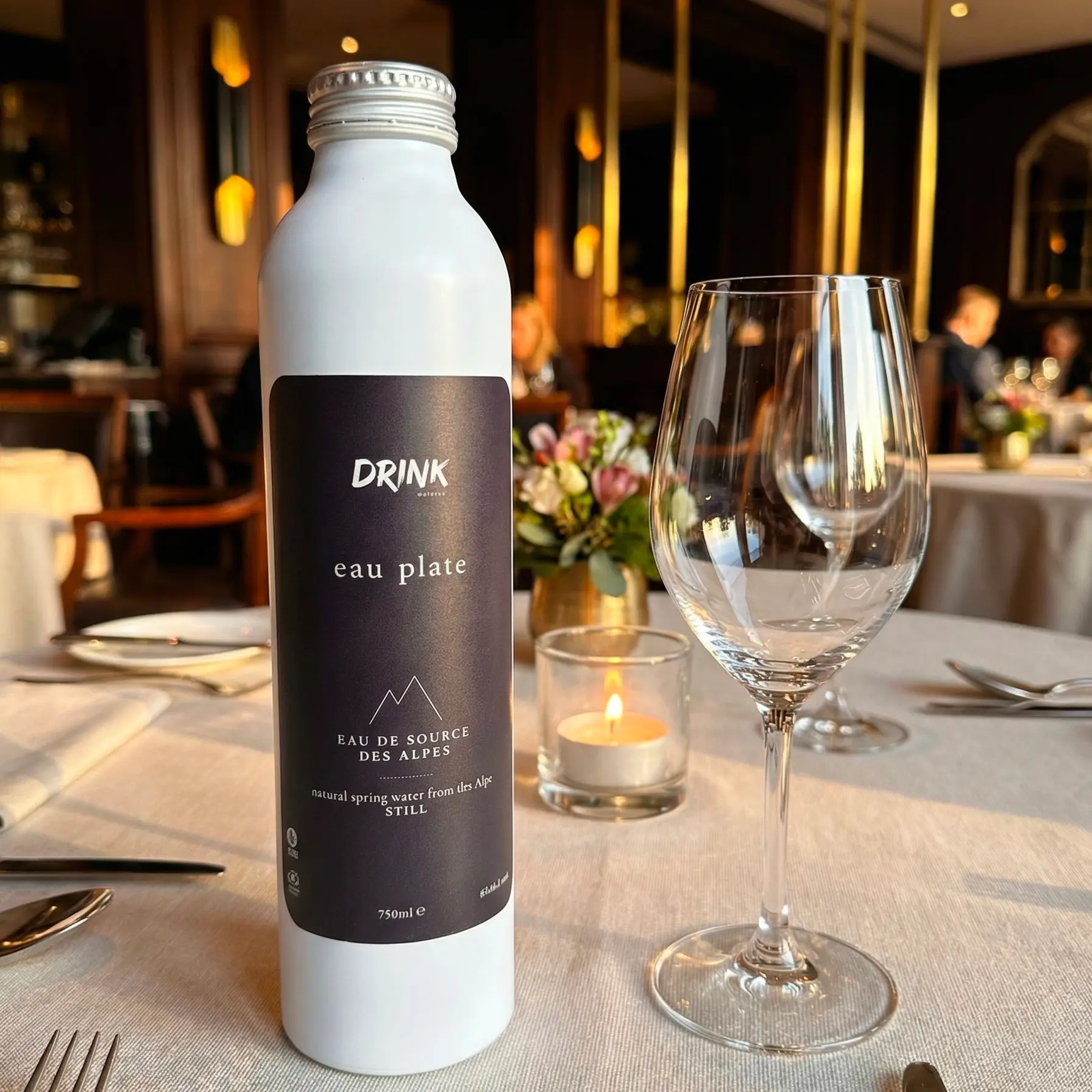 Premium-Stilles Wasser aus den Alpen – 750 ml recycelbare Aluminiumflasche (12er-Packung)