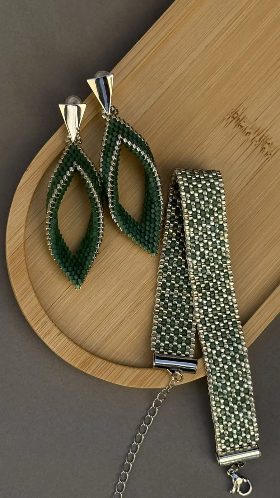 Handcrafted "Precious Forest" Jewelry Set – Cuff Bracelet & Diamond Earrings