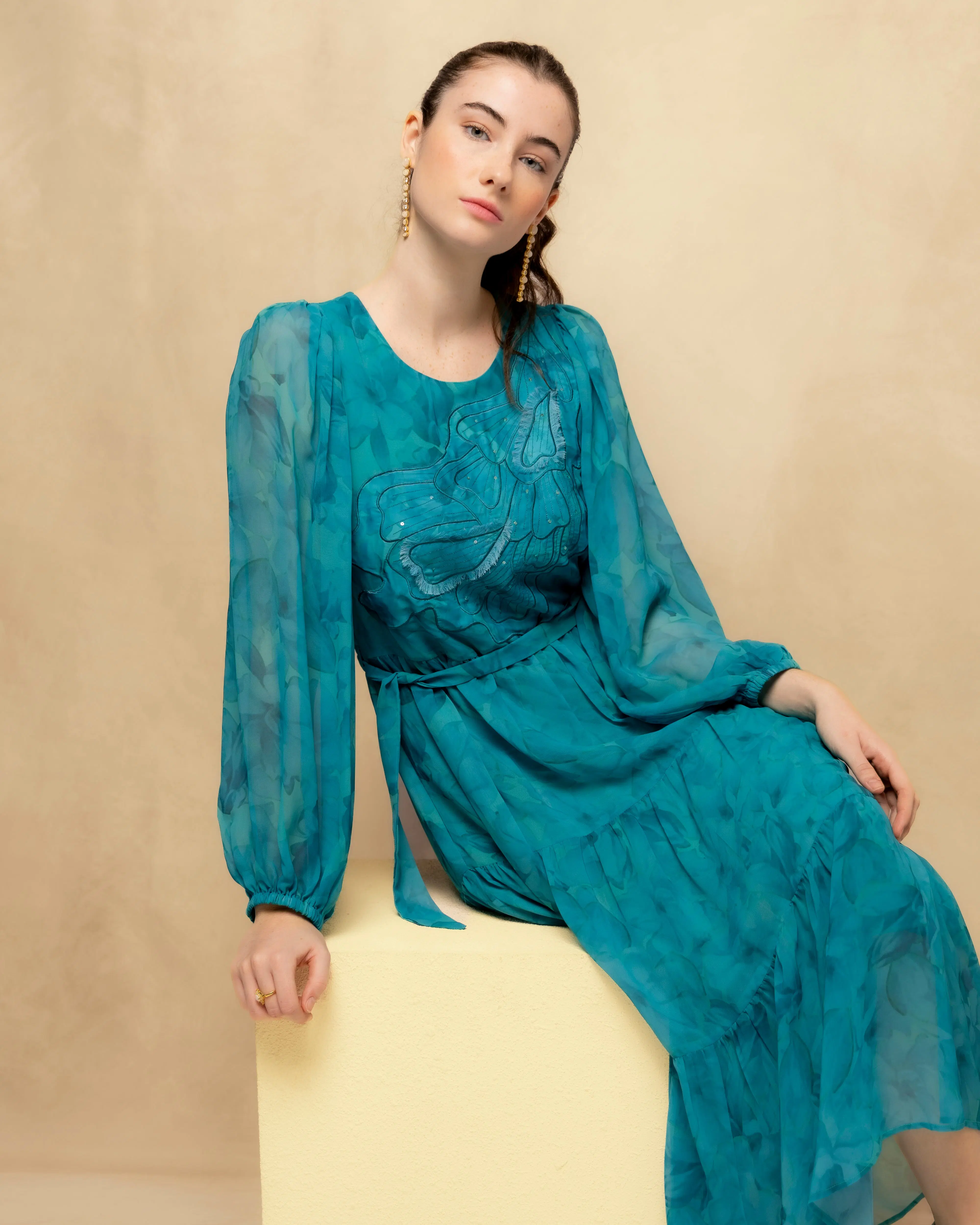 Vestido Midi Manga Abullonada Lira