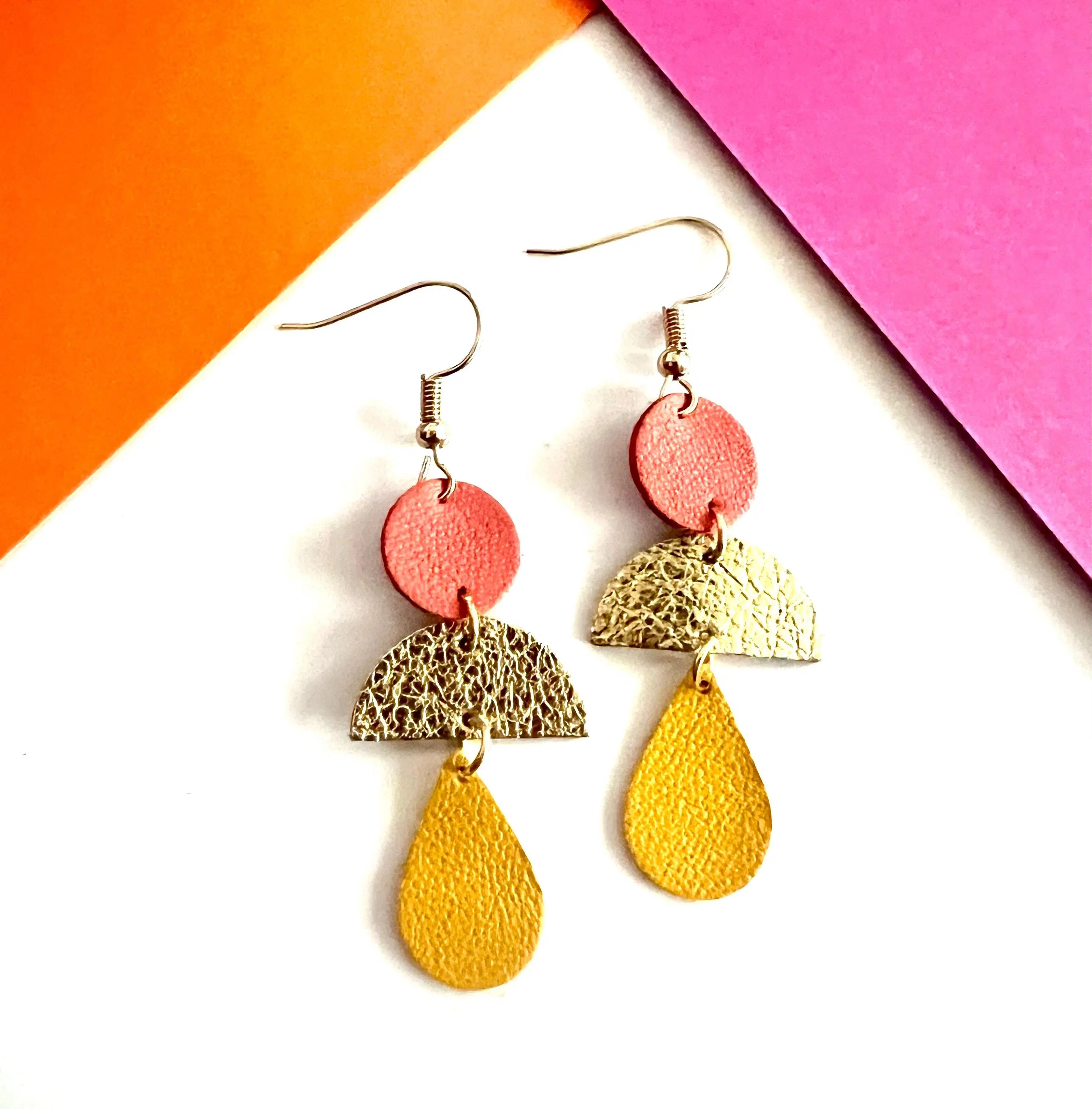 JOA coral and yellow gold leather earrings