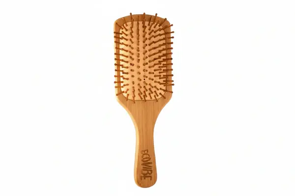 Spazzola per capelli in bambù
