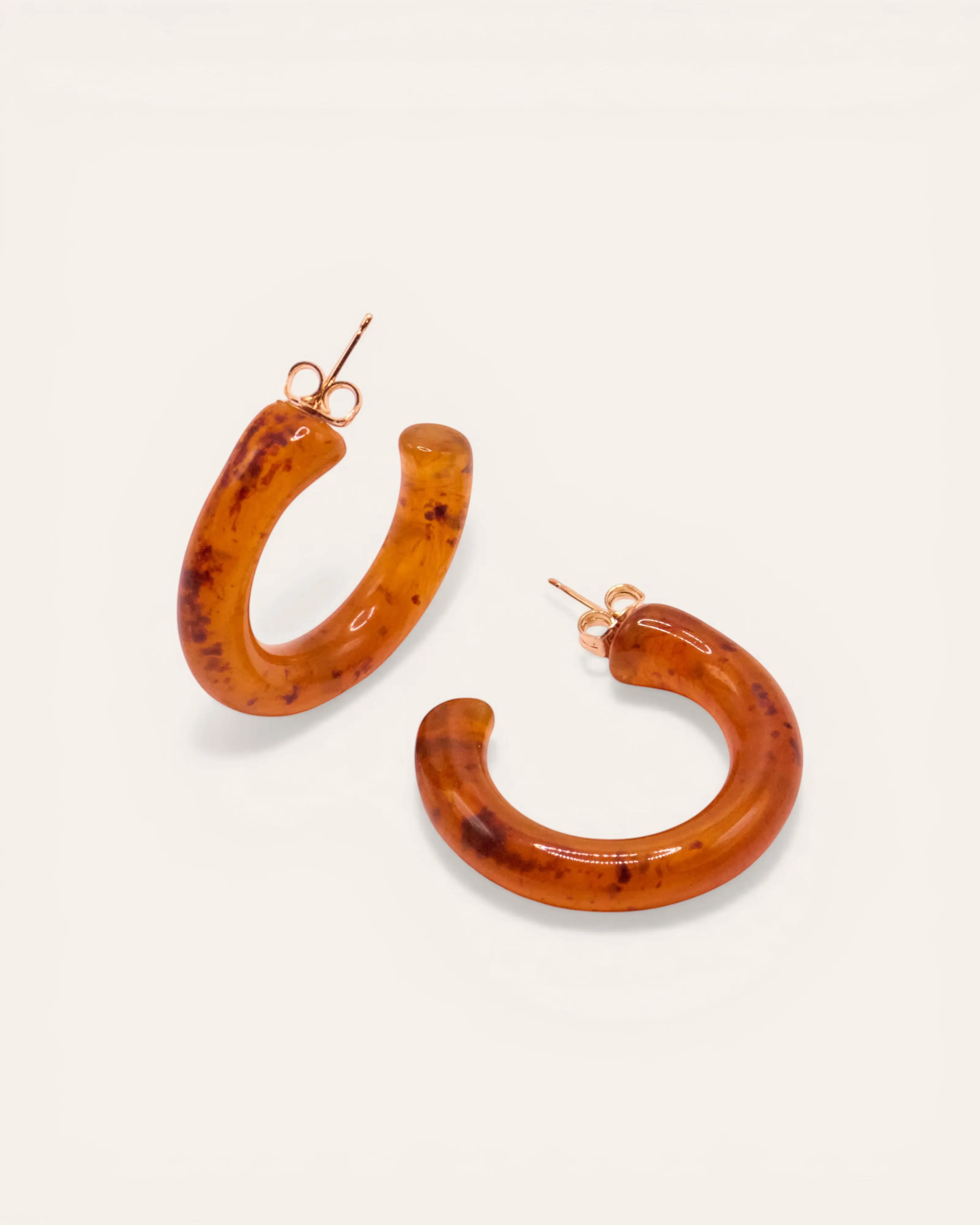 Clara hoops