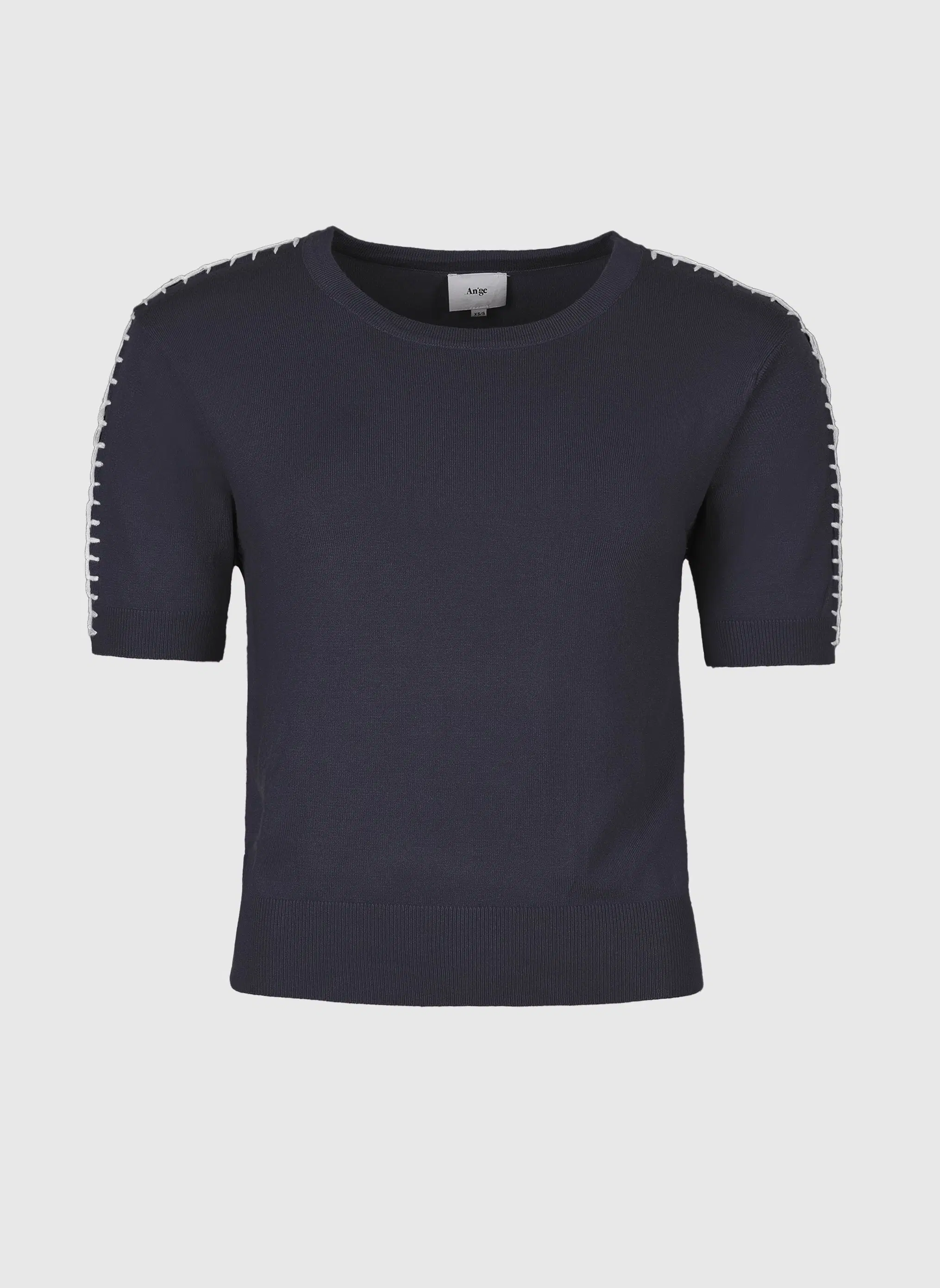 NIKOLI navy sweater