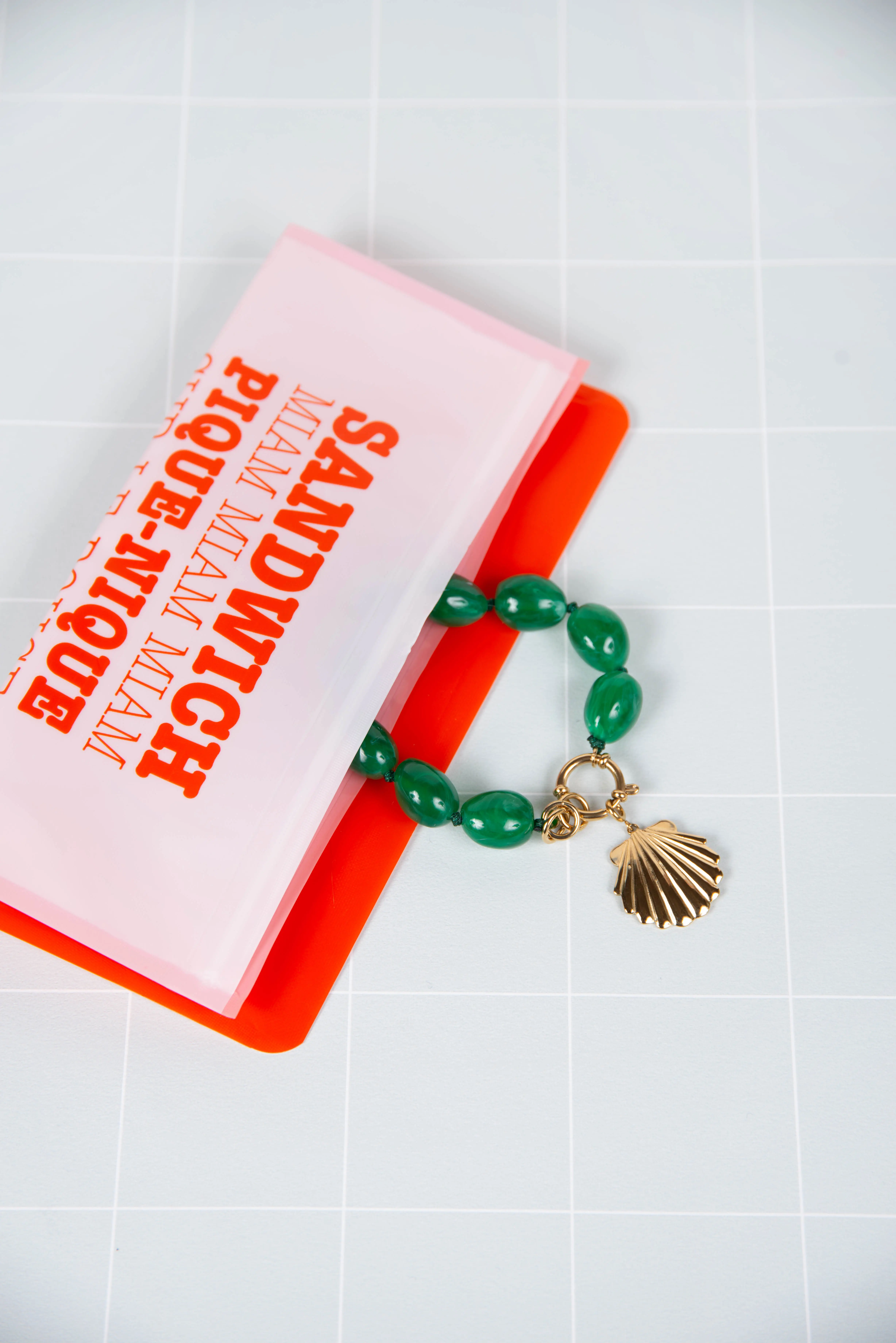 Green resin bracelet - with scallop shell charms