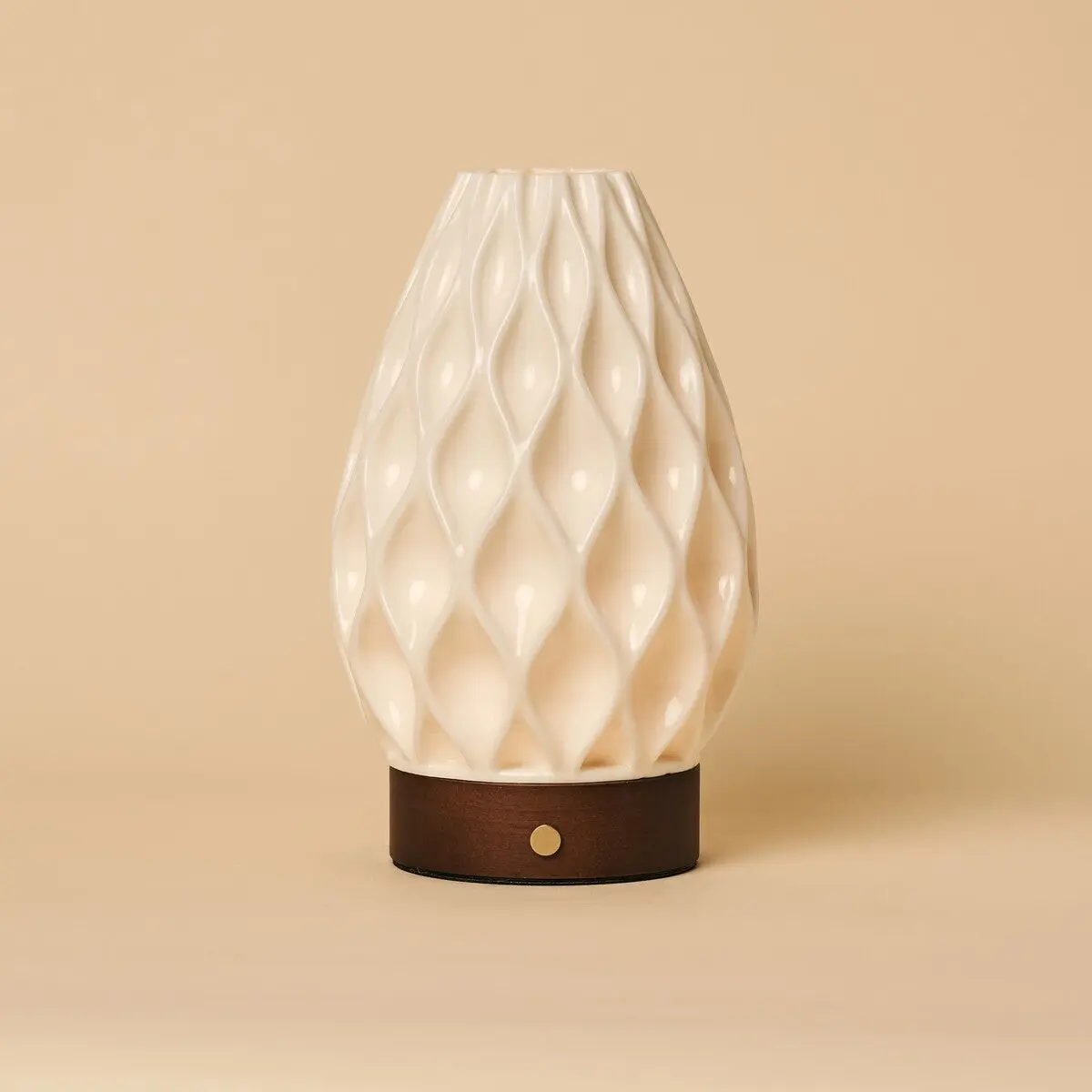 Vela Dark Brown Wooden Cordless Table Lamp | 3D-Printed Porcelain, Dimmable & Up to 100 Hours of Battery Life