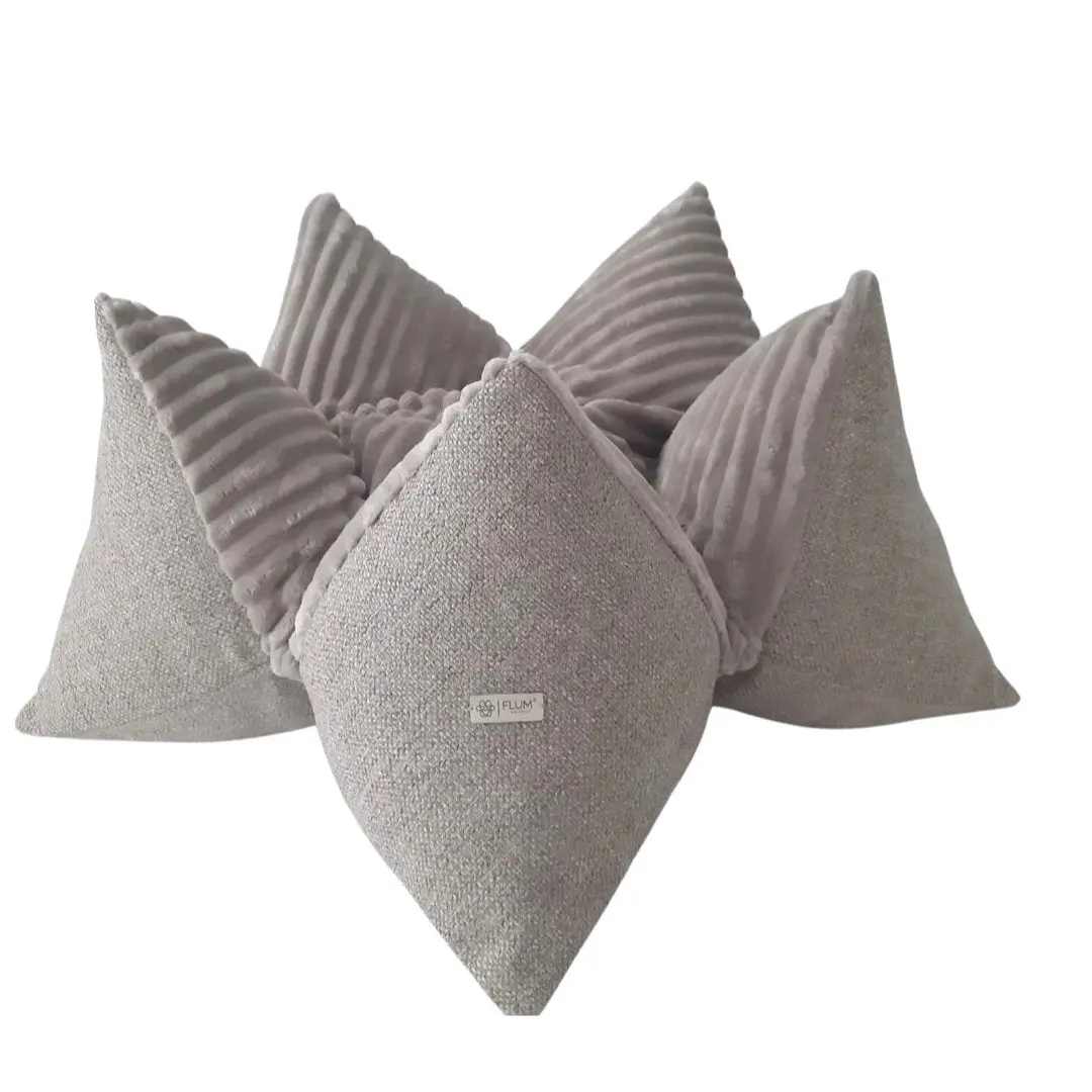 CORDULA BEIGE