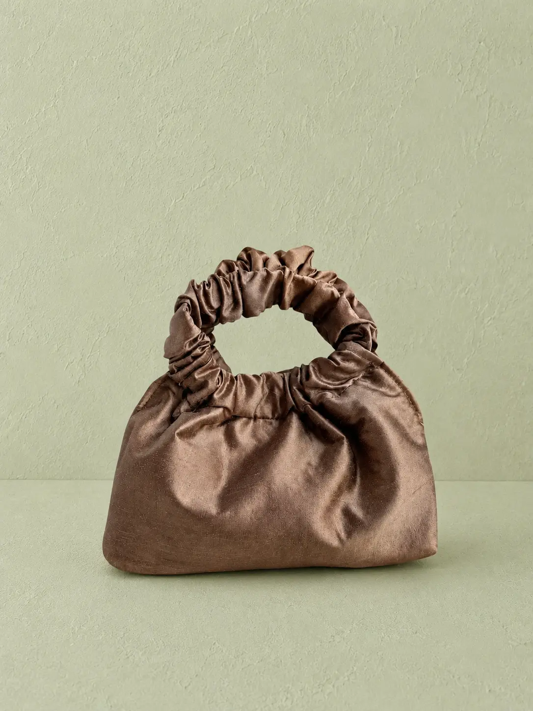 Bolso marrón