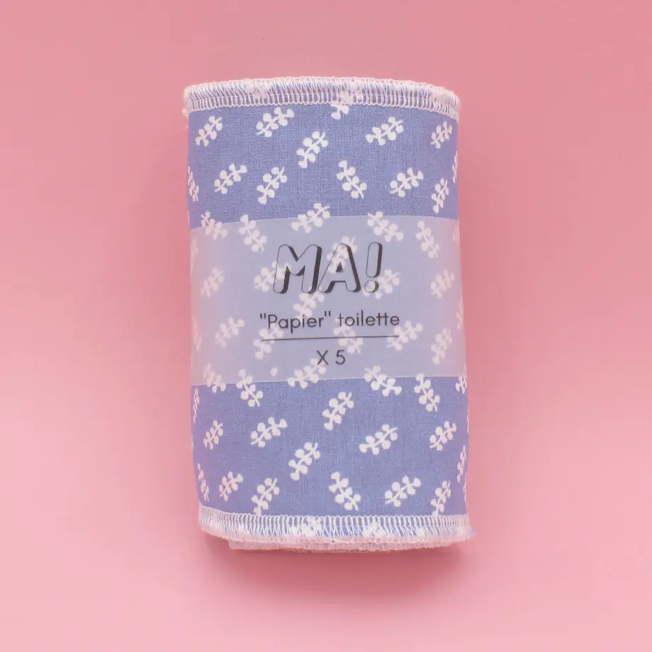 5 feuilles de "papier" toilette