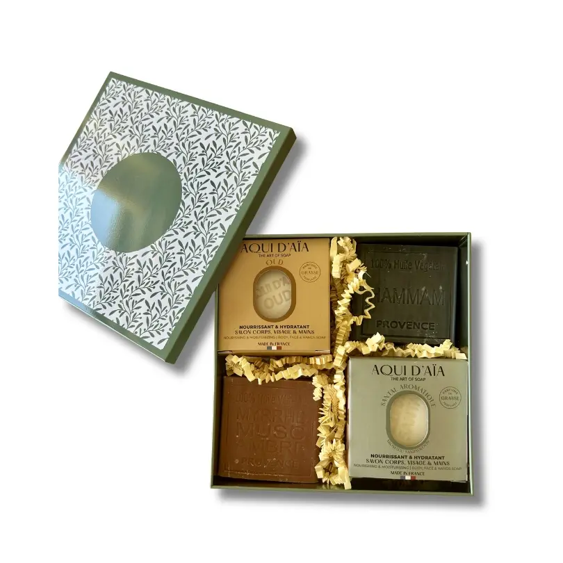 NUEVO ✨ Set de regalo navideño "Signature" con fragancias orientales en una caja metálica