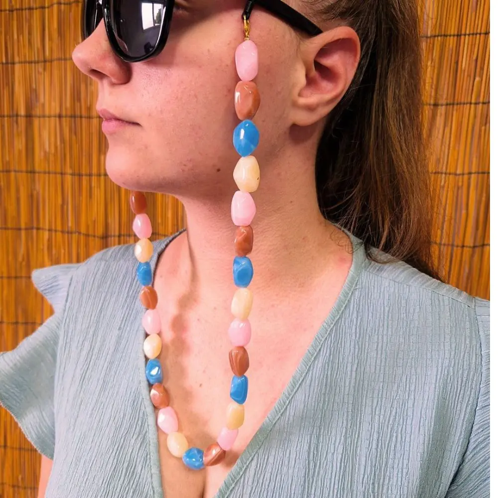 Collana e catena per occhiali 2 in 1 con perle barocche pastello - Gourmande