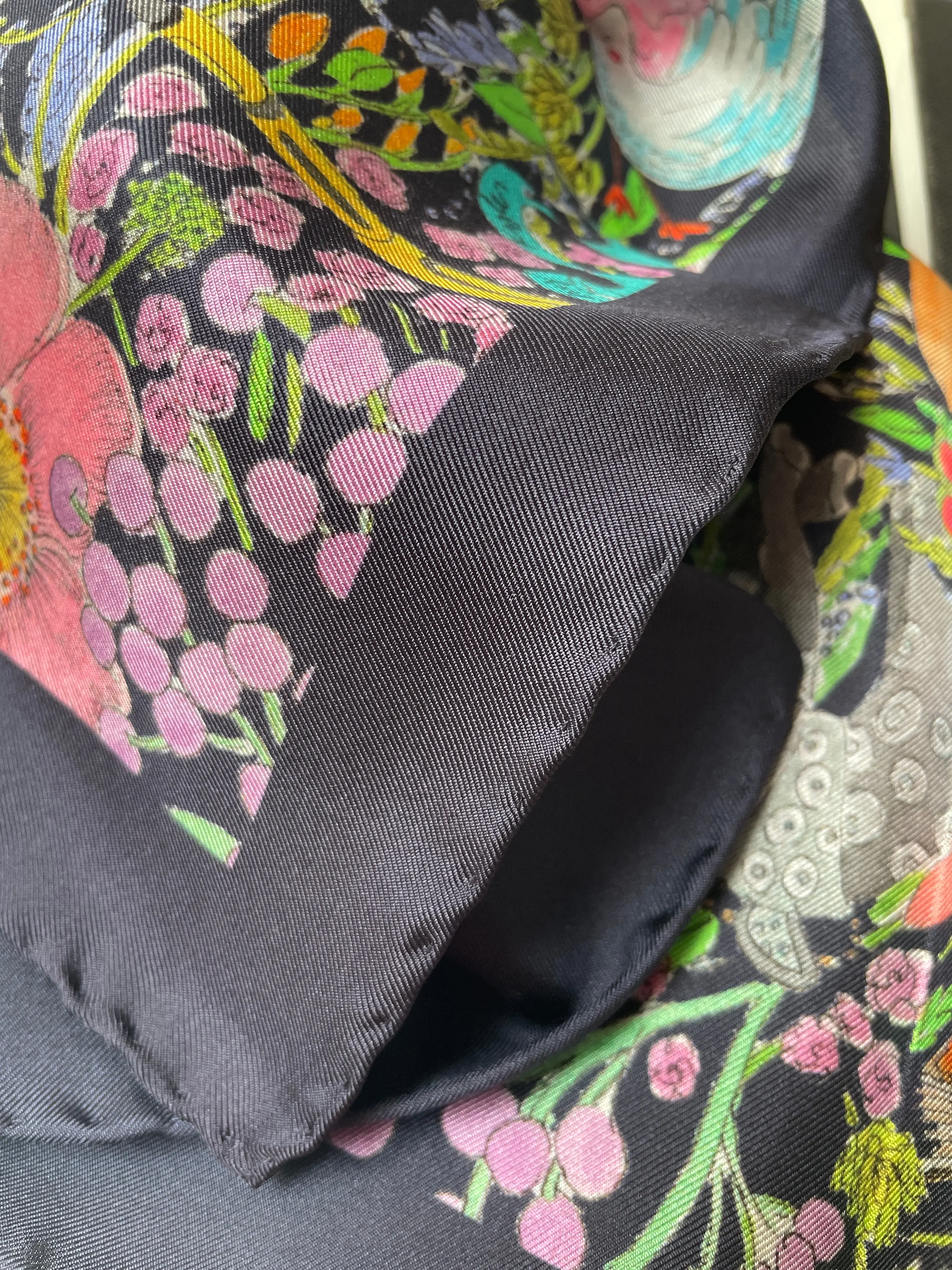 Capsule Collection Scarf - Black with Border