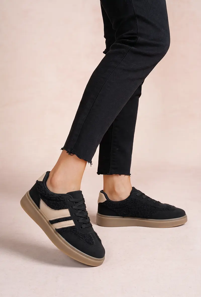 Retro Platform Sneakers with Sheer Fur Panels (Ref: K1883)