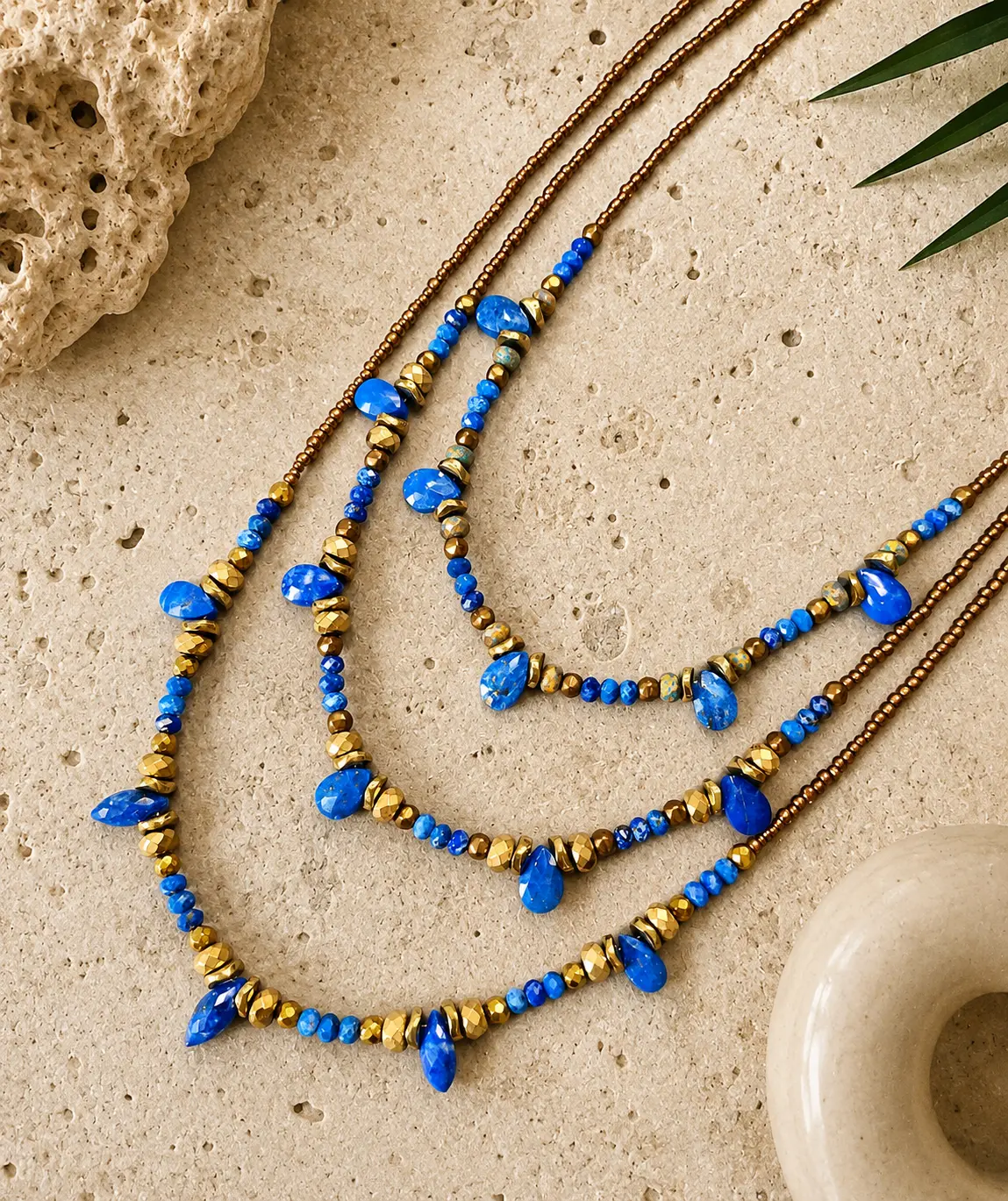 Set de trois colliers avec lapis lazuli