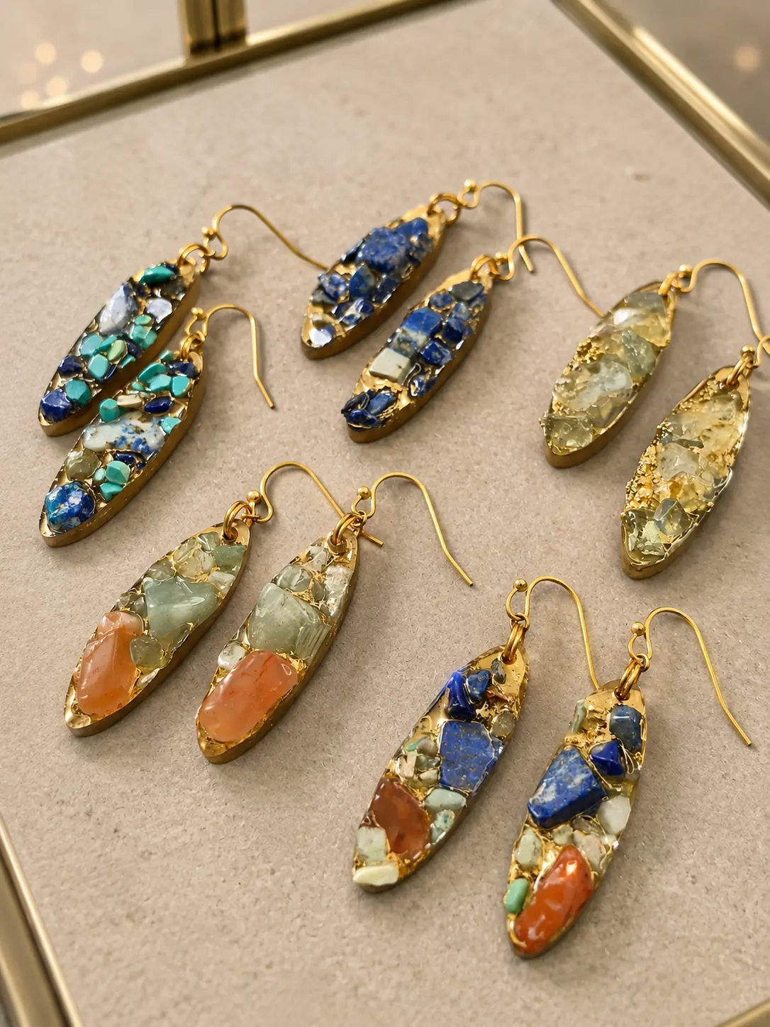 Set de 5 paires de boucles d'oreilles multi pierres