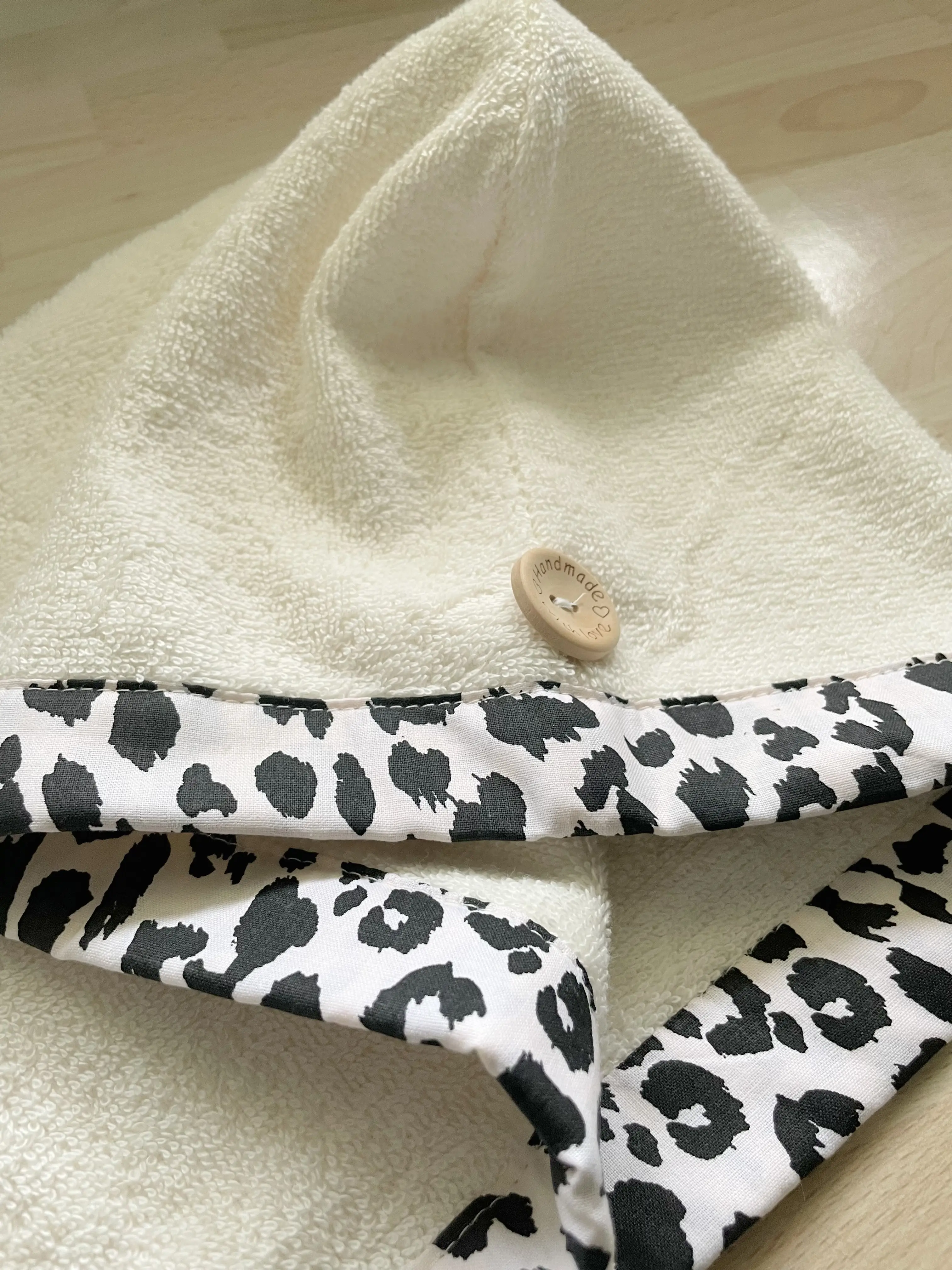 Serviette de tête, turban sèche-cheveux 100% coton, attache bouton et bride élastiquée