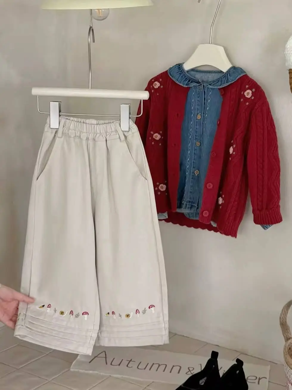Willow Embroidered Pants