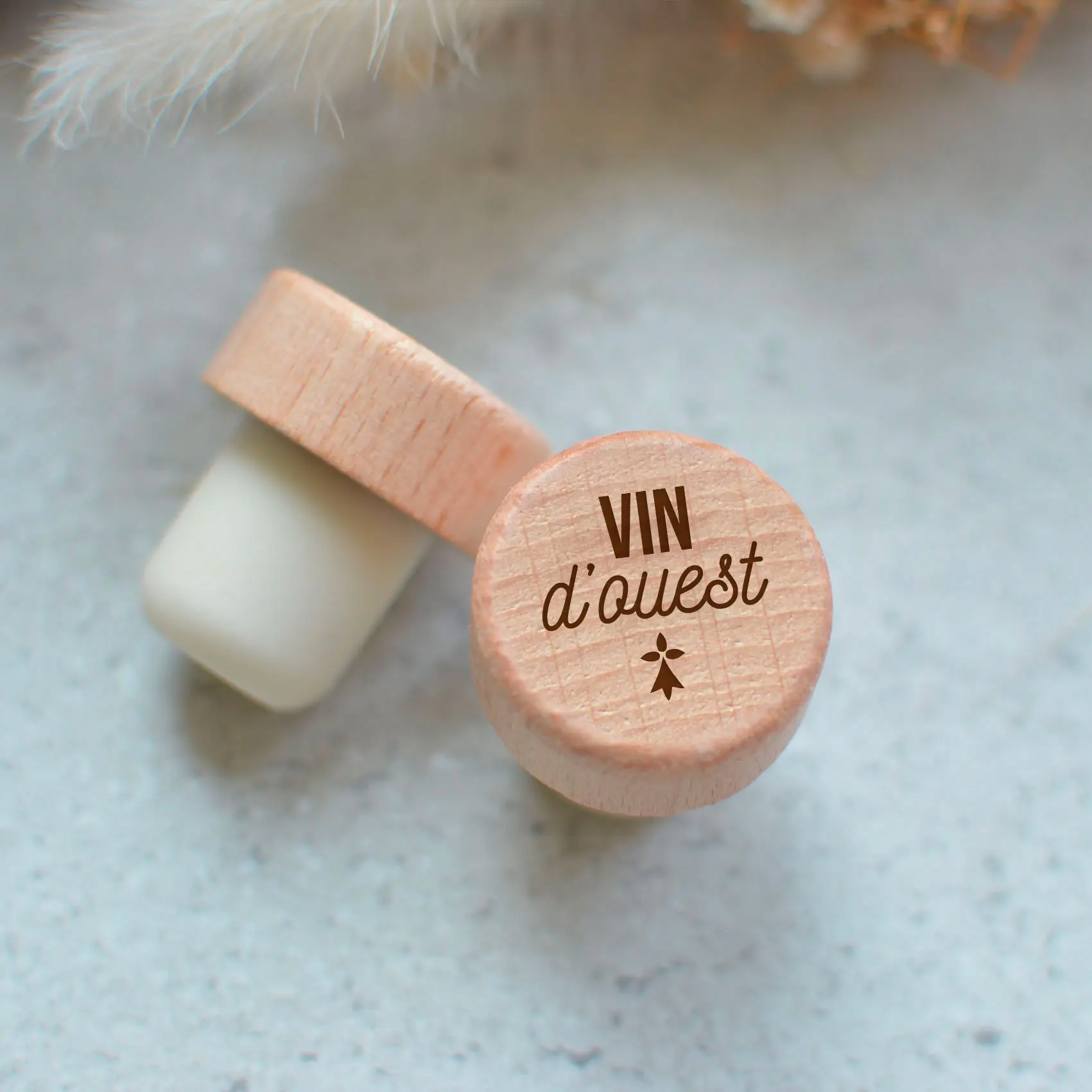Breton bottle stopper "Vin d'ouest", souvenir gift from Brittany - made in Morbihan