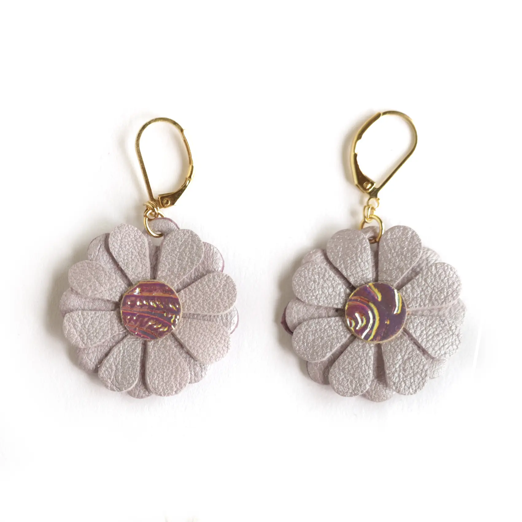 Daisy Earrings - Mauve Leather, Holographic
