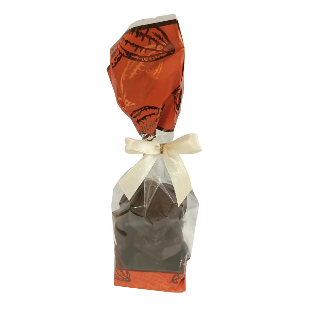Pre-order available 03/11/2026.Christmas, Madagascar ganache pouch, 62% dark chocolate, 110g