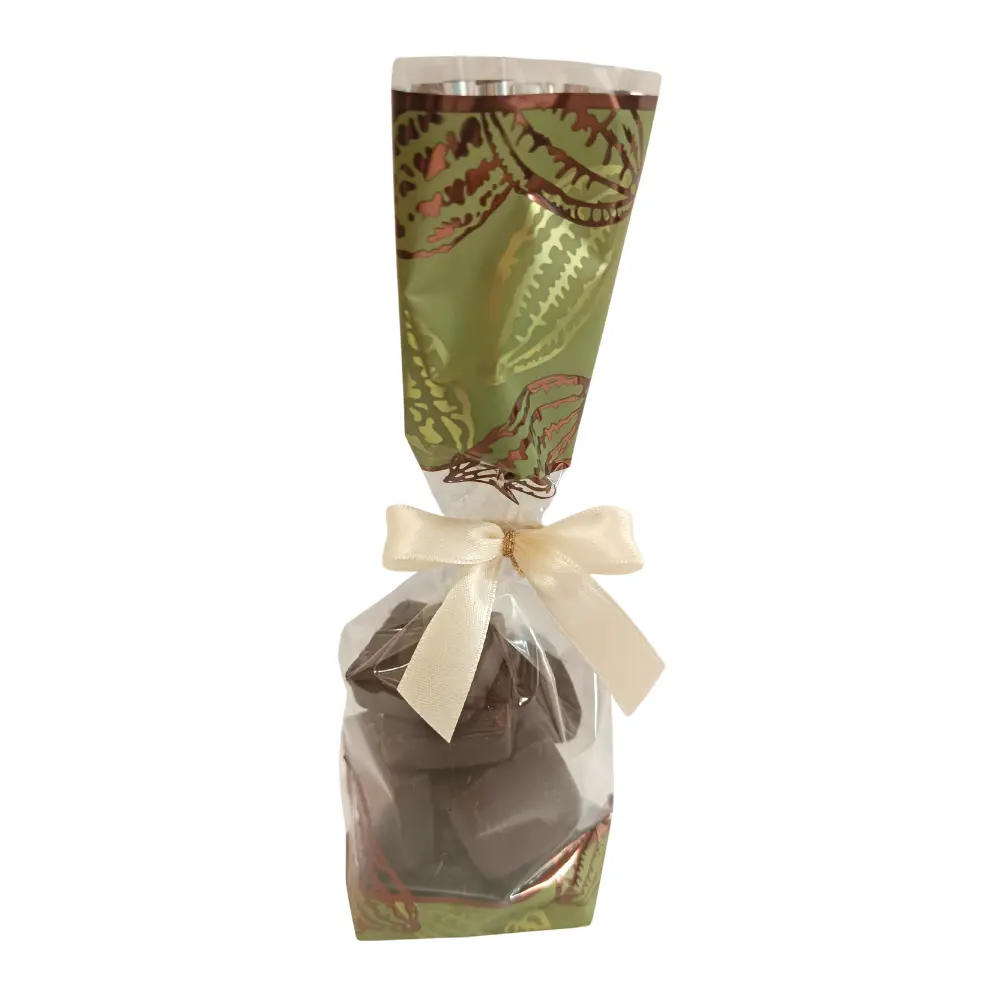 Pre-order available 03/11/2026.Christmas, Venezuelan ganache pouch, 43% milk chocolate, 110g