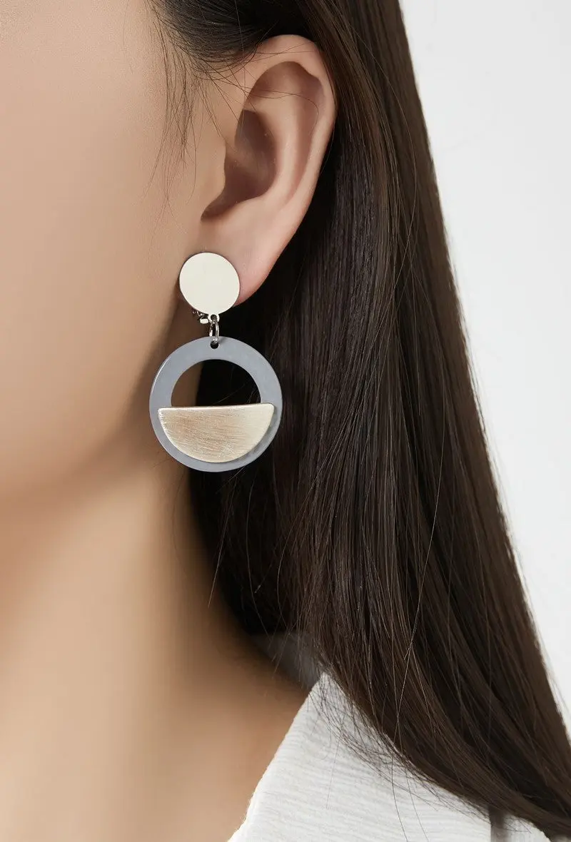 Boucle d'oreille clip Icha
