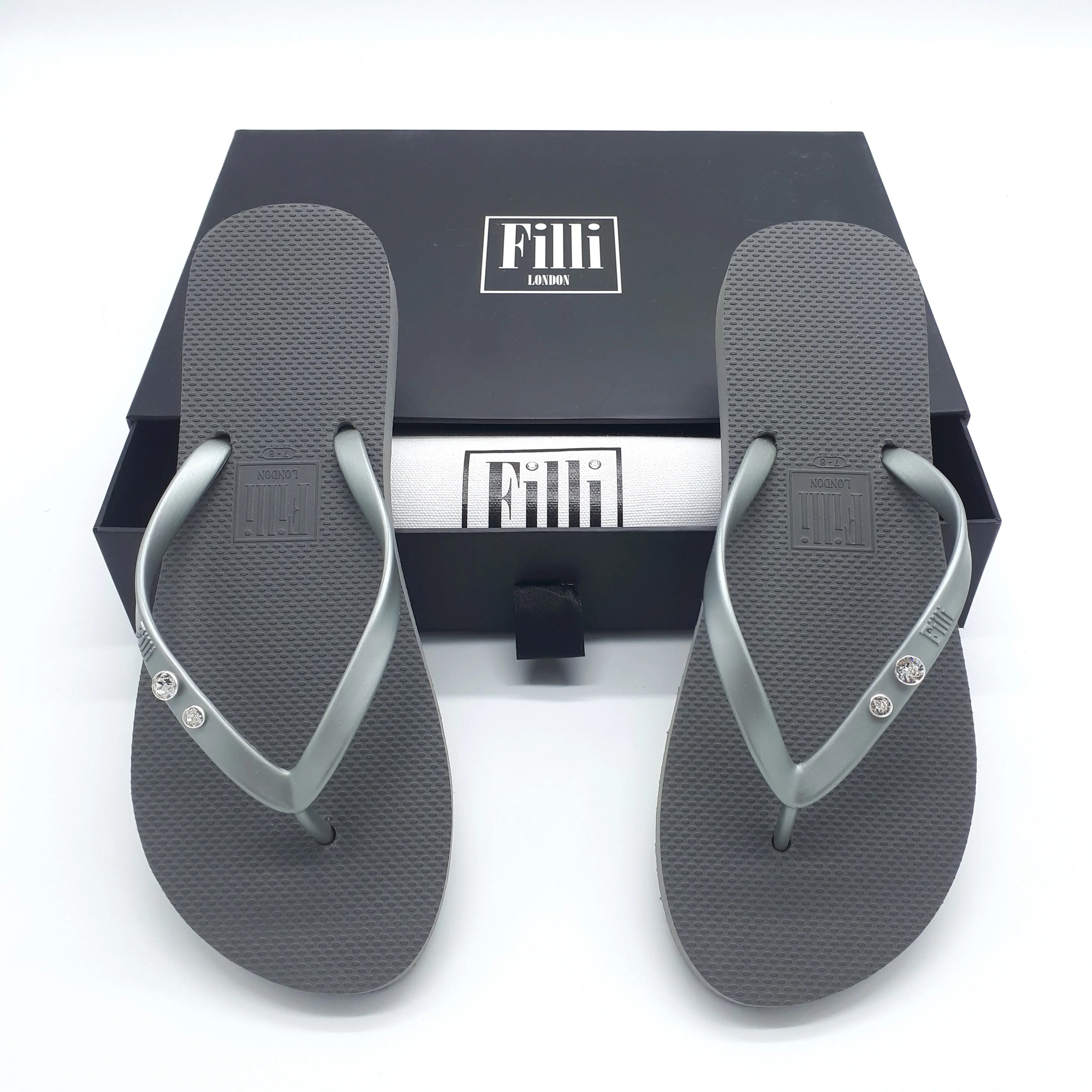 Crystal Diamond - Silver Luxury Flip Flops