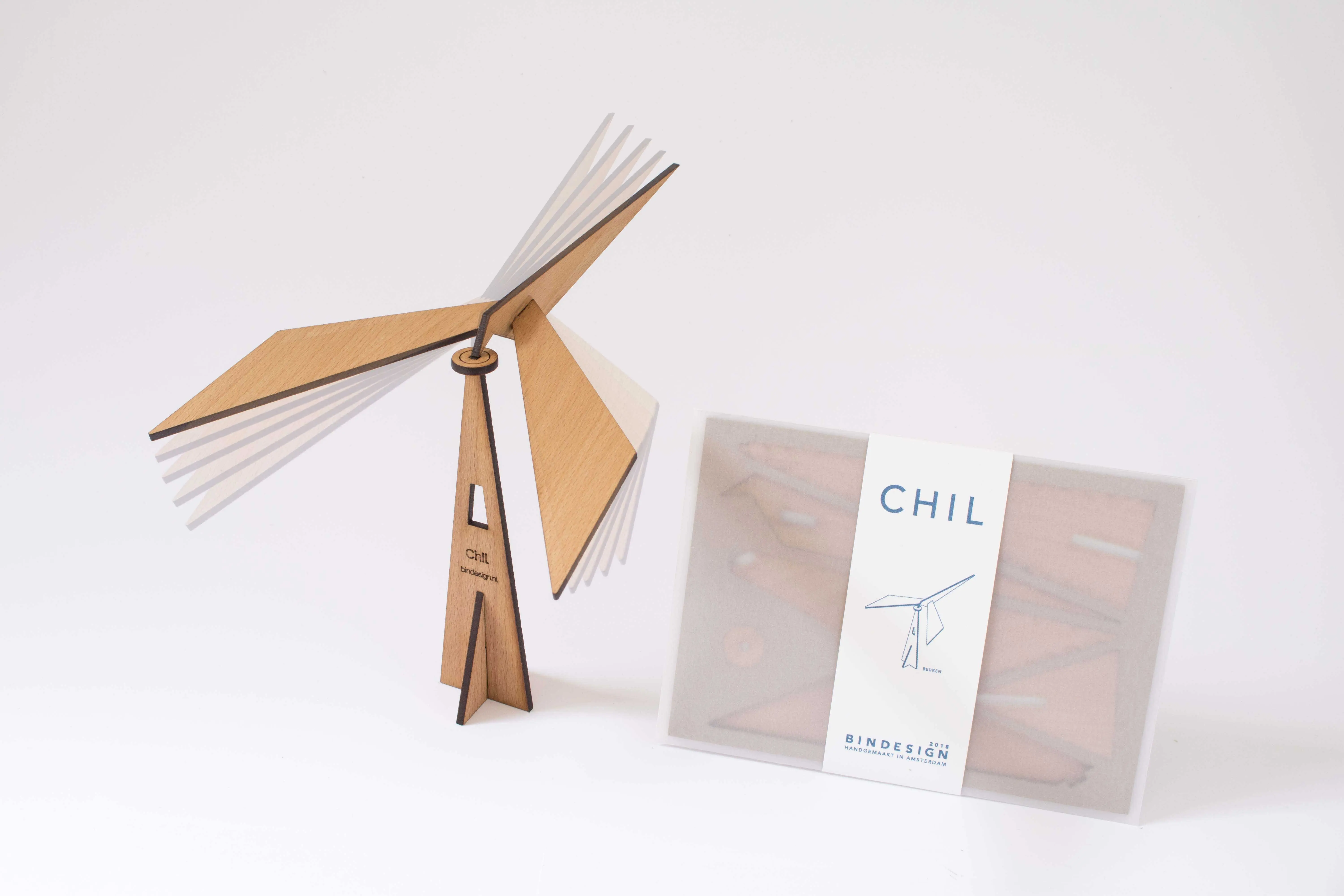 Weihnachtsgeschenk - CHIL Puzzle Buche - Balancierendes Vogelmobile