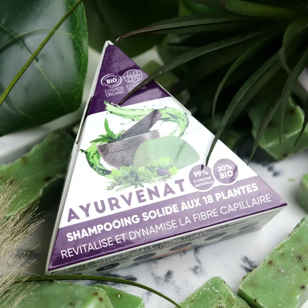 Festes Shampoo mit 18 Bio-Pflanzen Biocosmos - 50g - AYURVENAT