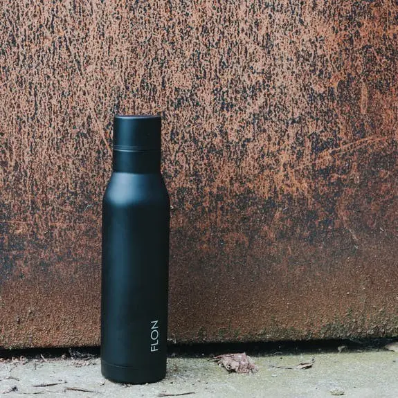 Wasserflasche - Isolierte wiederverwendbare Wasserflasche - Schwarz